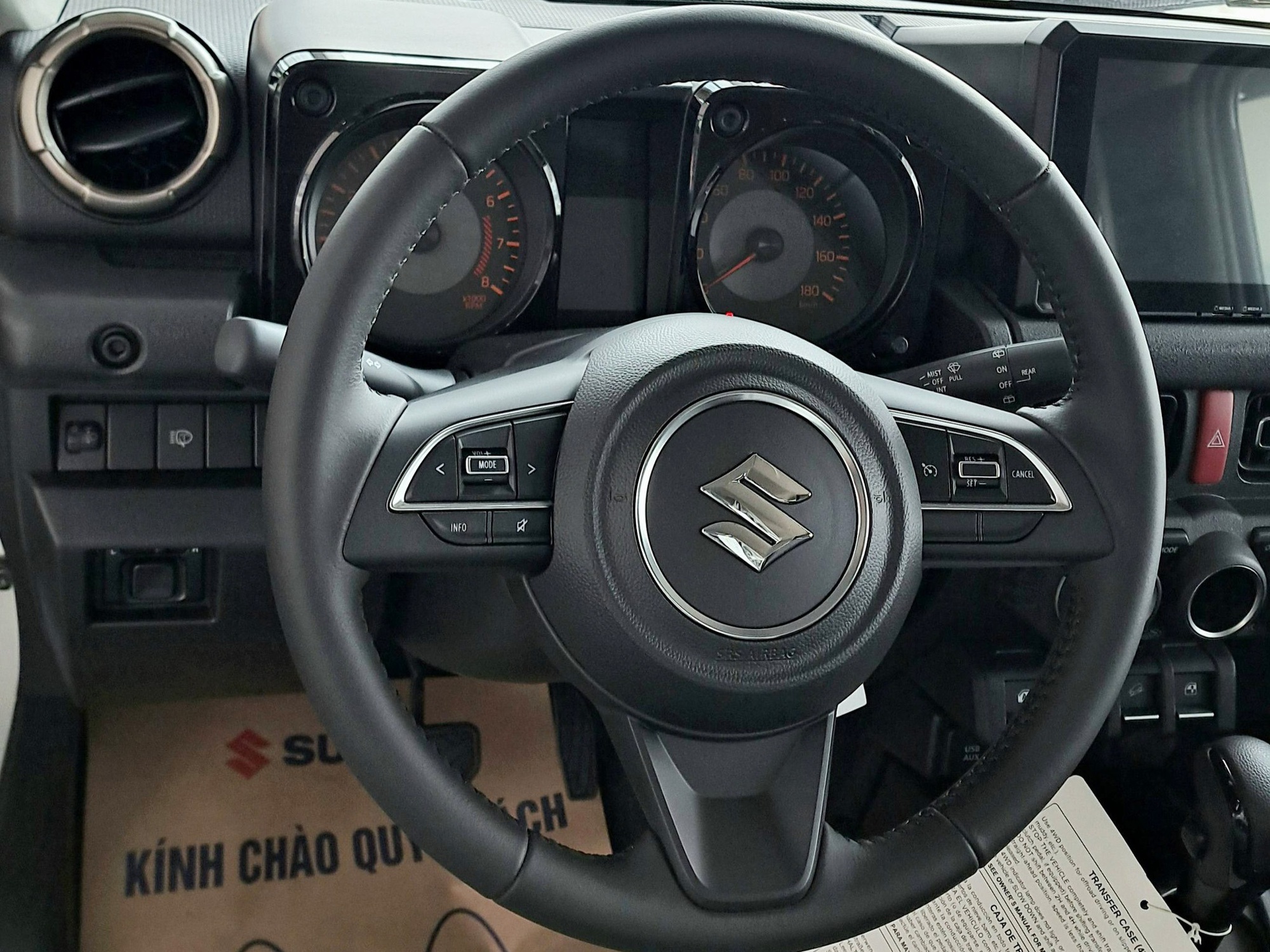 Suzuki Jimny giảm giá kỷ lục 140 triệu tại đại lý: Giá thực tế còn 649 triệu đồng, dễ tiếp cận hơn cho các dân chơi Việt thích off-road- Ảnh 8.