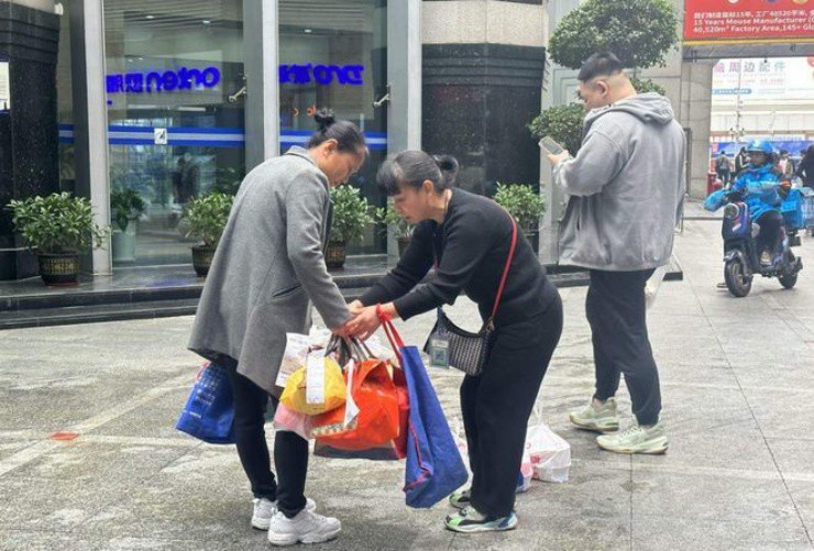 3 nghề tay trái ít vốn nhưng dễ kiếm tiền năm 2026: Phù hợp phụ nữ muốn tăng thu nhập mà không áp lực - Ảnh 3.