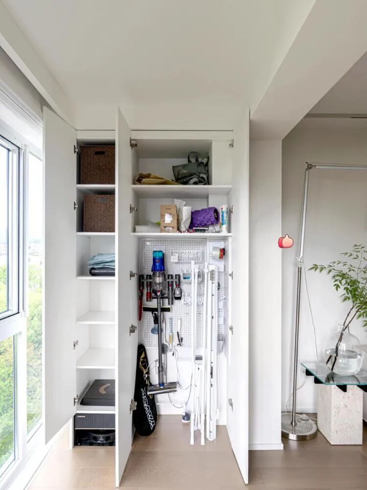 Thiết kế tủ kiểu mới của giới trẻ: Chỉ vài cm cũng biến thành không gian lưu trữ cực kỳ hiệu quả- Ảnh 7.