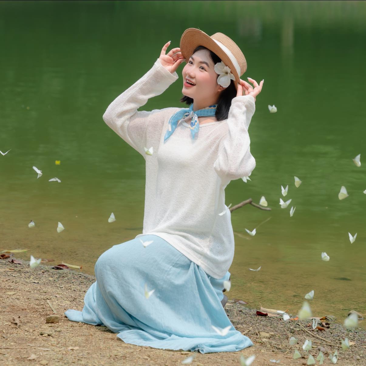 Lạc vào "thế giới Ghibli" giữa đời thực: Mùa bướm Cúc Phương rực rỡ nhất năm đã gọi tên, trốn phố về rừng ngay thôi!- Ảnh 8.