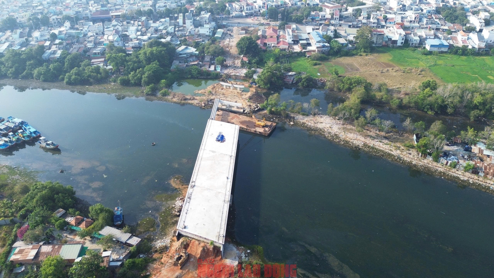 Cầu Văn Thánh tái khởi động, bao giờ về đích? - Ảnh 2.