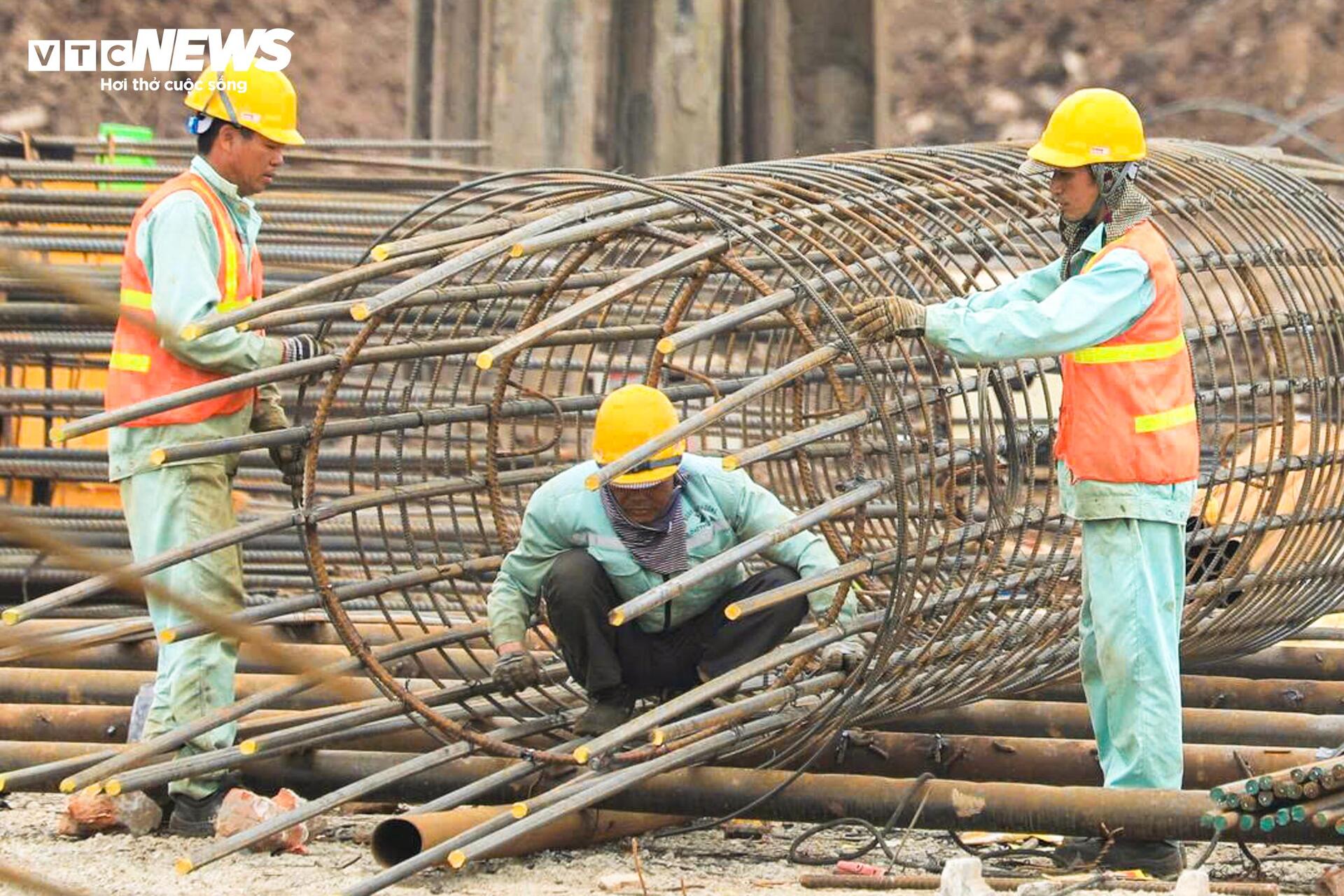 Bên trong đại công trường cầu Trần Hưng Đạo gần 16 nghìn tỷ đồng ở Hà Nội- Ảnh 5.