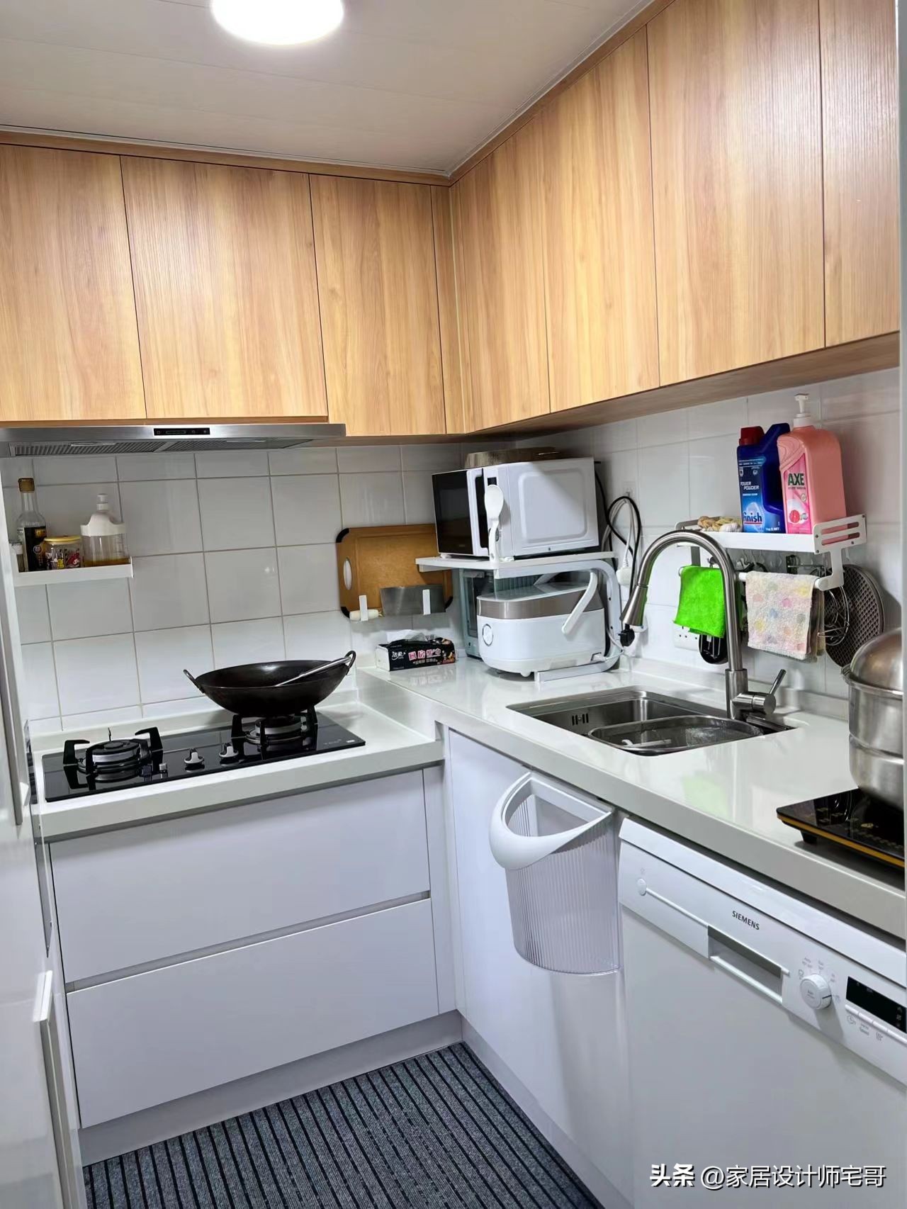 Căn hộ 35m² có 3 phòng ngủ cho gia đình 4 người: Nhỏ nhưng đủ đầy, khiến nhiều người phải suy nghĩ lại về khái niệm “nhà rộng mới thoải mái” - Ảnh 7.