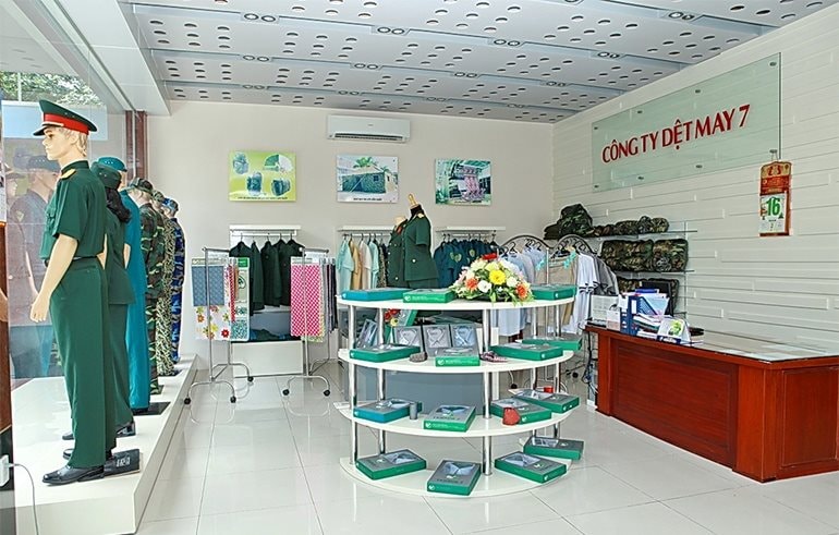 Đặng Văn Lâm bán sạch 2 triệu cổ phiếu của công ty dệt may quân đội, không còn là cổ đông lớn- Ảnh 1.