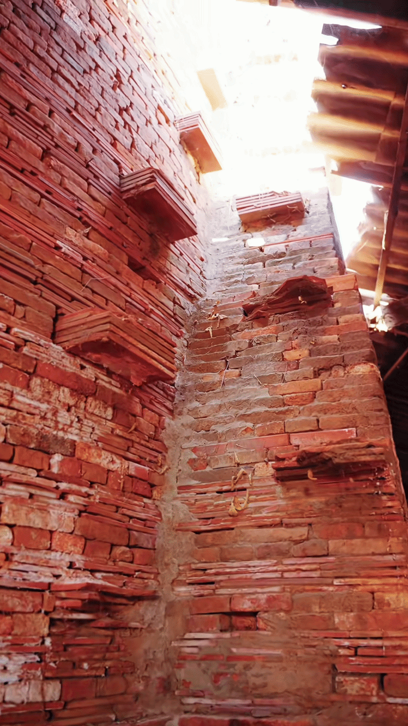 Lạc lối ở "Vương quốc đỏ" hơn 100 tuổi ở miền Tây: Góc check-in tuyệt đối điện ảnh, chục năm nữa chưa chắc đã còn nguyên vẹn để ngắm!- Ảnh 9.