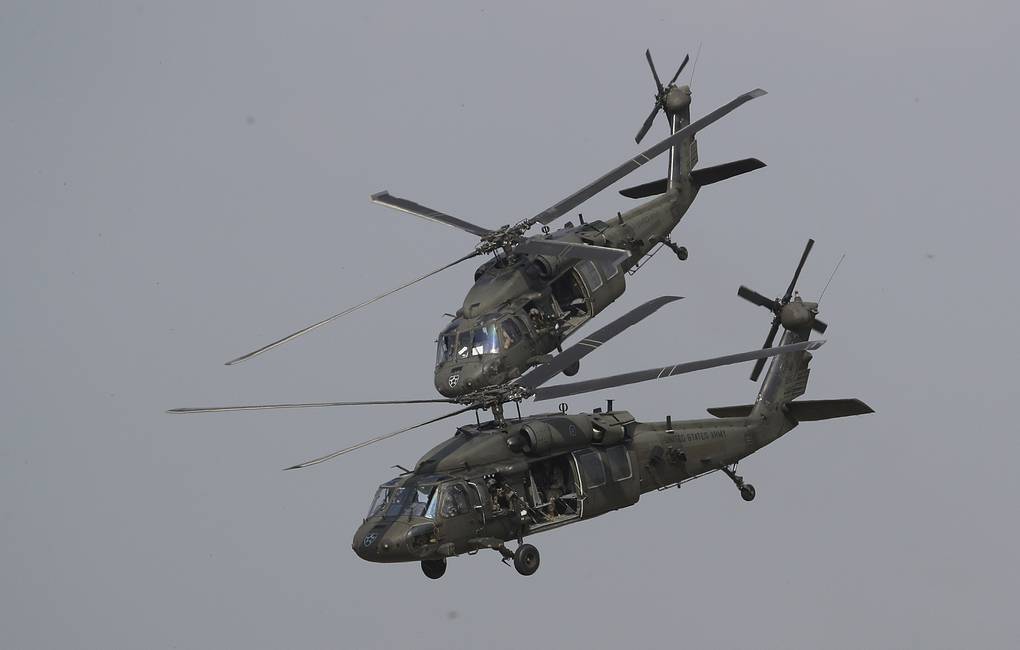 Mỹ chạy đua cứu phi công rơi, Iran mở cuộc săn lùng gắt gao - Ảnh 1. Mỹ chạy đua cứu phi công rơi, Iran mở cuộc săn lùng gắt gao - Ảnh 1.