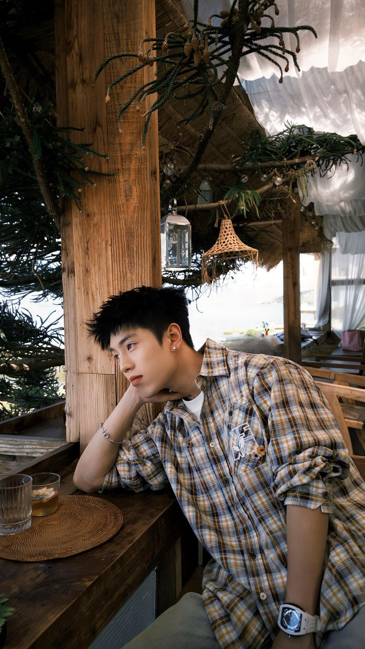 Thạc sĩ 37 tuổi, chuyên môn cao vẫn đi bưng bê, phụ bếp: “Văn võ song toàn vẫn thất nghiệp?”- Ảnh 2.