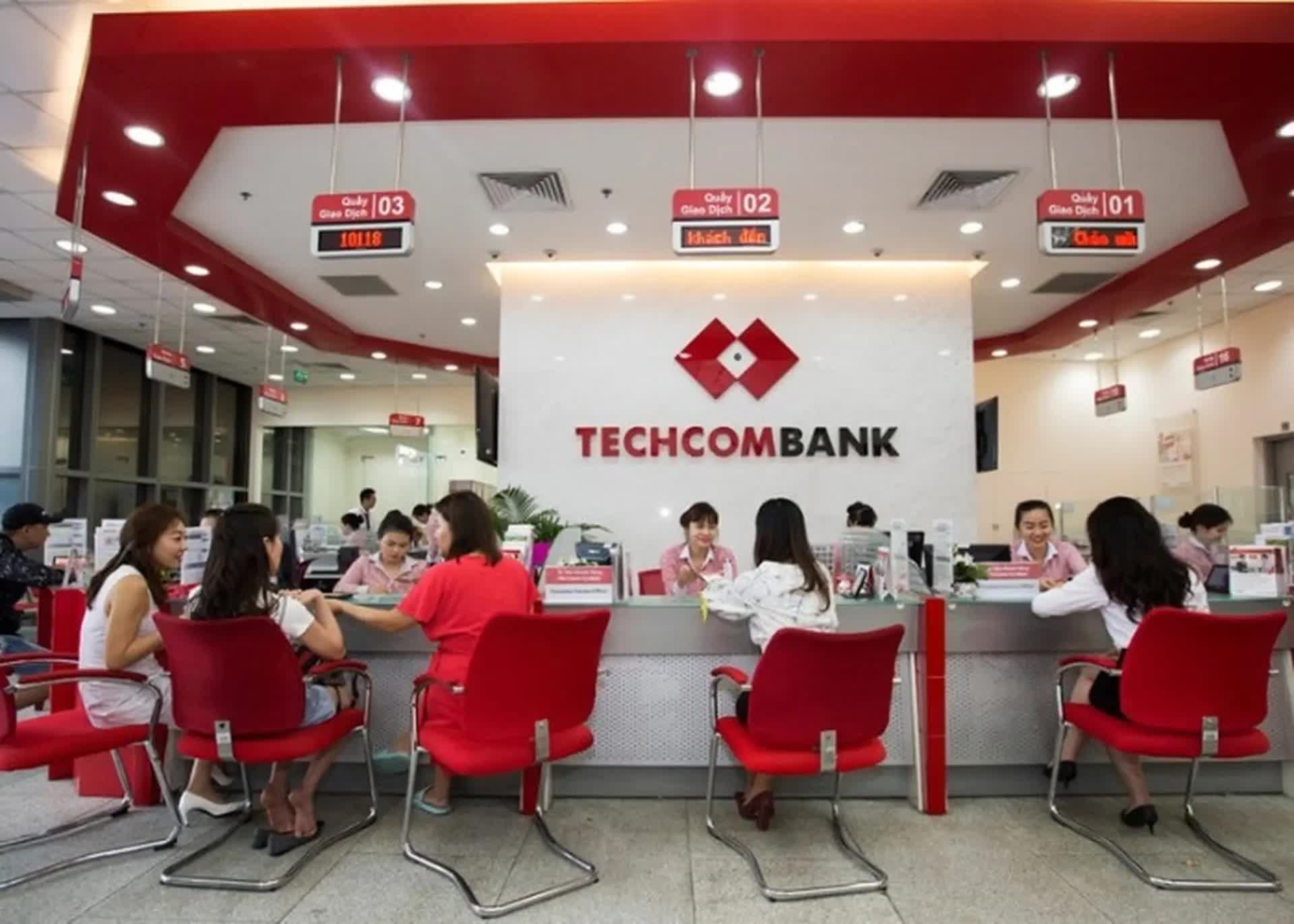 Techcombank công bố tài liệu ĐHĐCĐ năm 2026: Hai kịch bản lợi nhuận, muốn trở thành ngân hàng đầu tiên ứng dụng AI toàn diện - Ảnh 1.