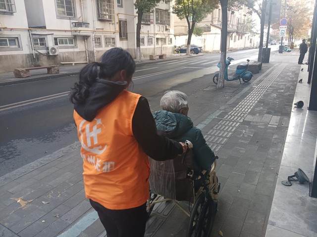 Bà nói nhớ cháu chuyển 116 triệu bảo về quê nửa tháng, vừa đồng ý tôi sững sờ vì tài khoản mất sạch- Ảnh 3.