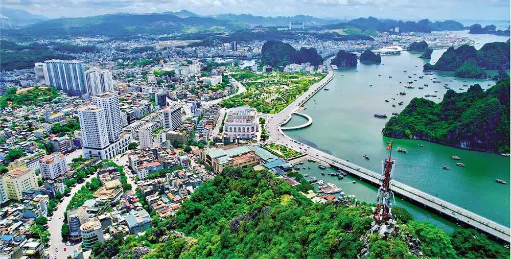 Xây dựng phát triển Quảng Ninh thành thành phố hiện đại, thông minh- Ảnh 1.