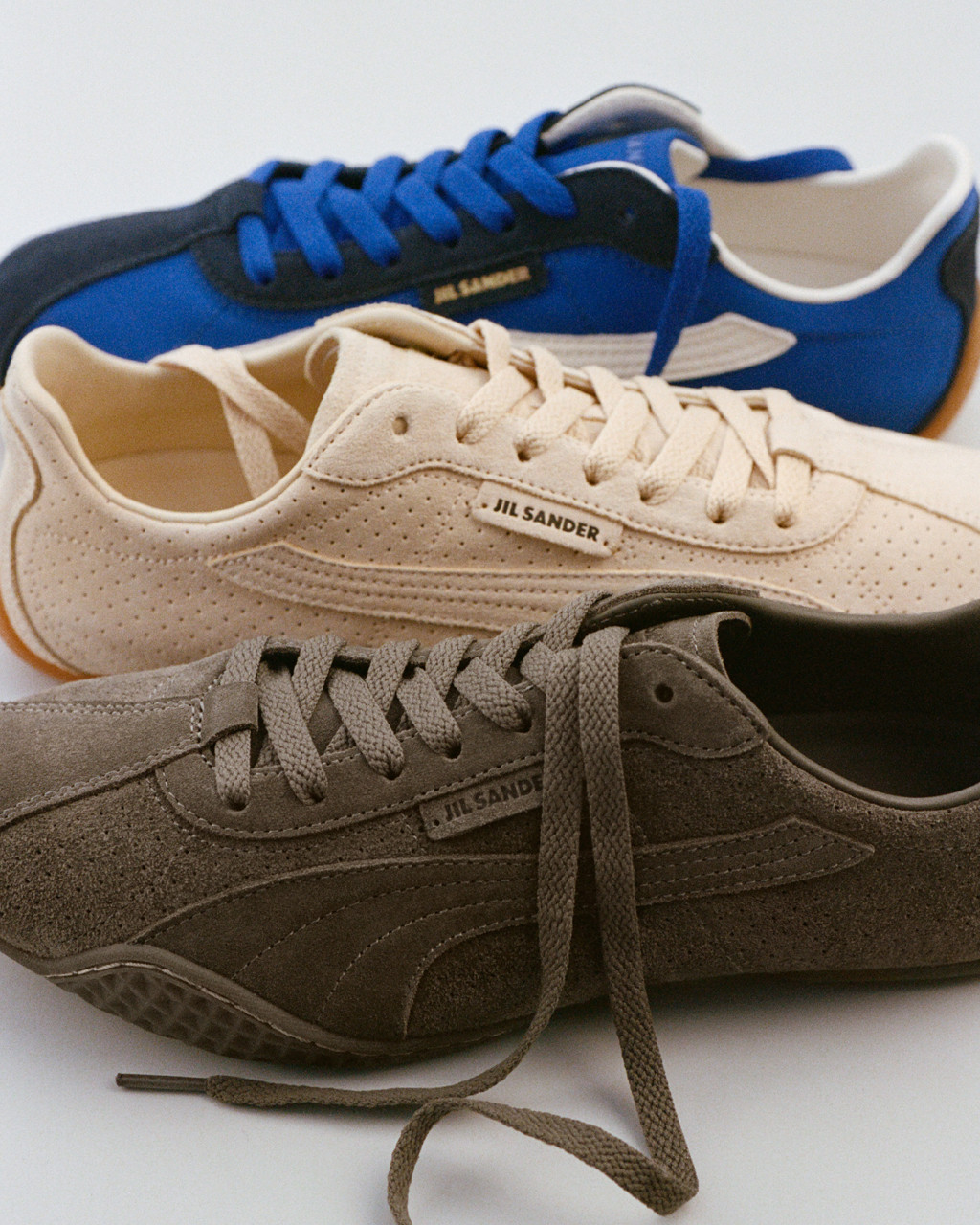 Nike - Puma - Onitsuka Tiger và 3 đôi giày siêu mới siêu hot: Đường đua sneakers tháng 4 nhộn nhịp quá- Ảnh 9.