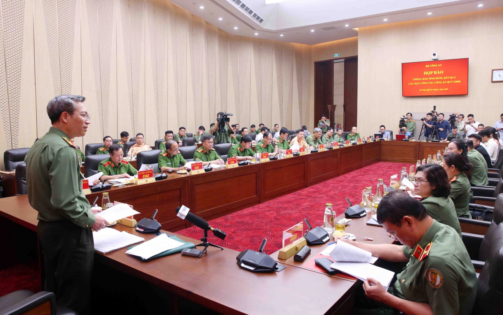 Thông tin mới nhất về các vụ án ONUS, Shark Bình, Mr. Pips, Hoàng Hường, Mailisa...- Ảnh 5.