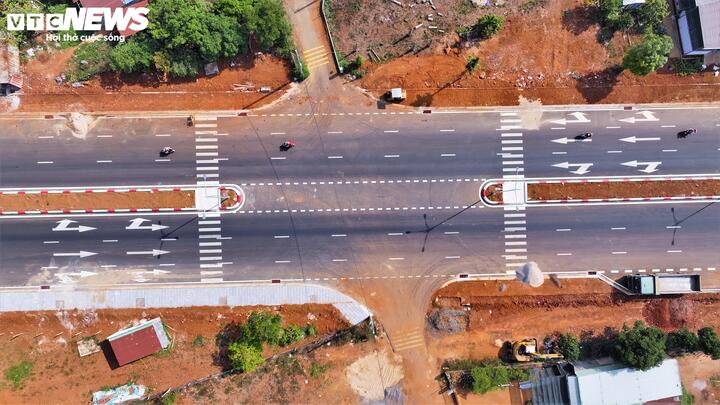 Hình hài tuyến đường 1.200 tỷ đồng, băng qua 'thủ phủ' cà phê Gia Lai- Ảnh 4.