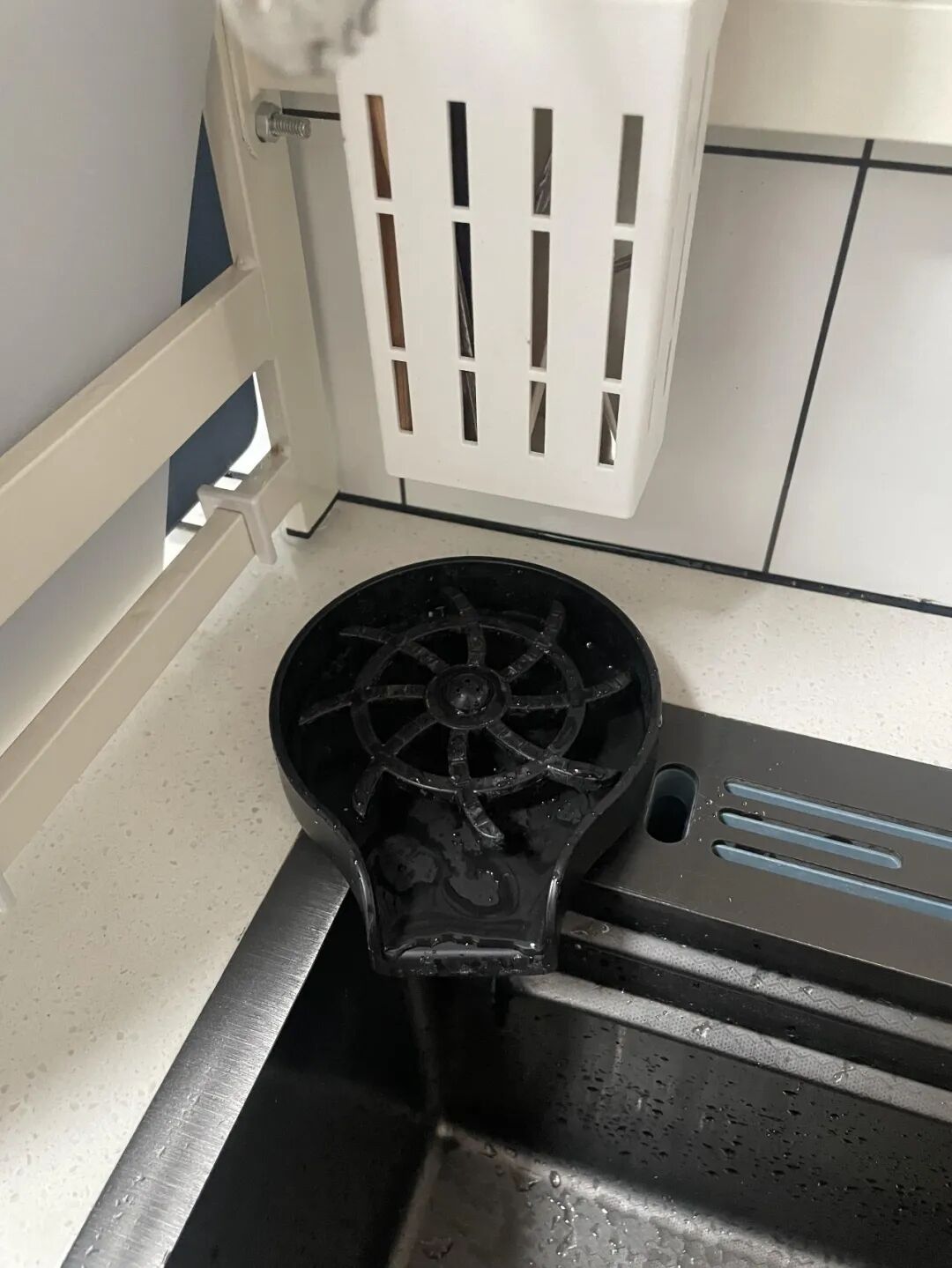 Tôi từng nghĩ bồn rửa đơn cỡ lớn là lựa chọn thông minh - sau 6 tháng sử dụng mới thấy mình chạy theo xu hướng quá vội- Ảnh 6.