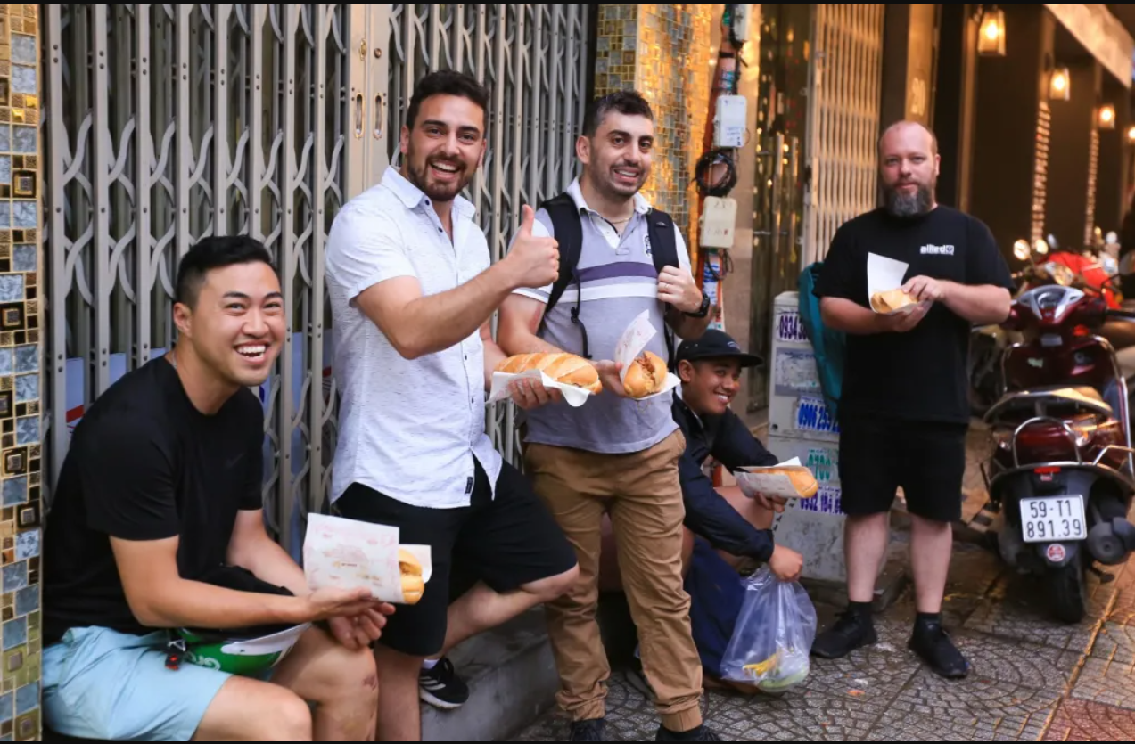 Không phải phở, món ăn chỉ từ 15.000 đồng/phần này mới là hương vị Việt lọt top 'ngon nhất thế giới' - Ảnh 4.