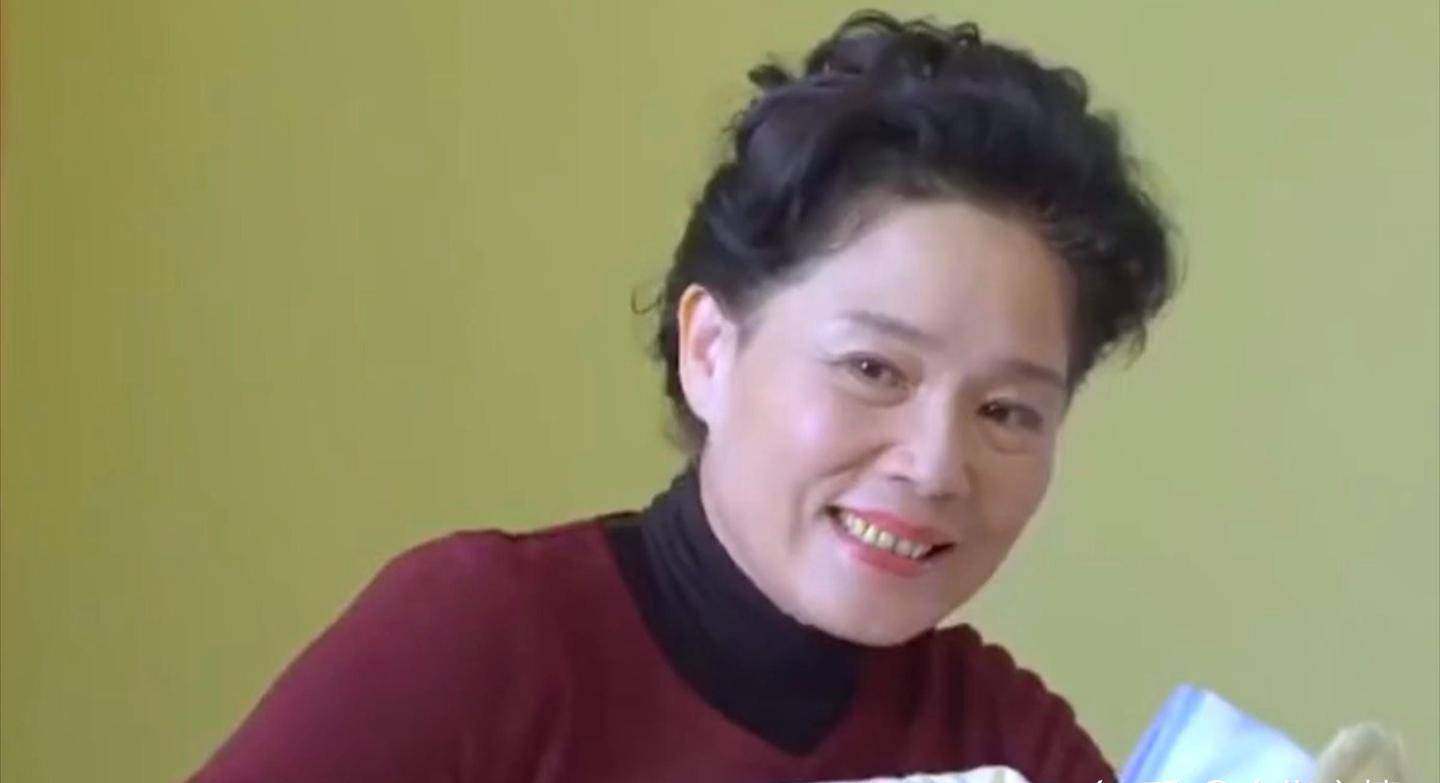 Bán nhà được 700 triệu, tôi chia tiền cho con rồi mới nhận ra: Tuổi già không có quỹ riêng là rủi ro lớn nhất - Ảnh 2.