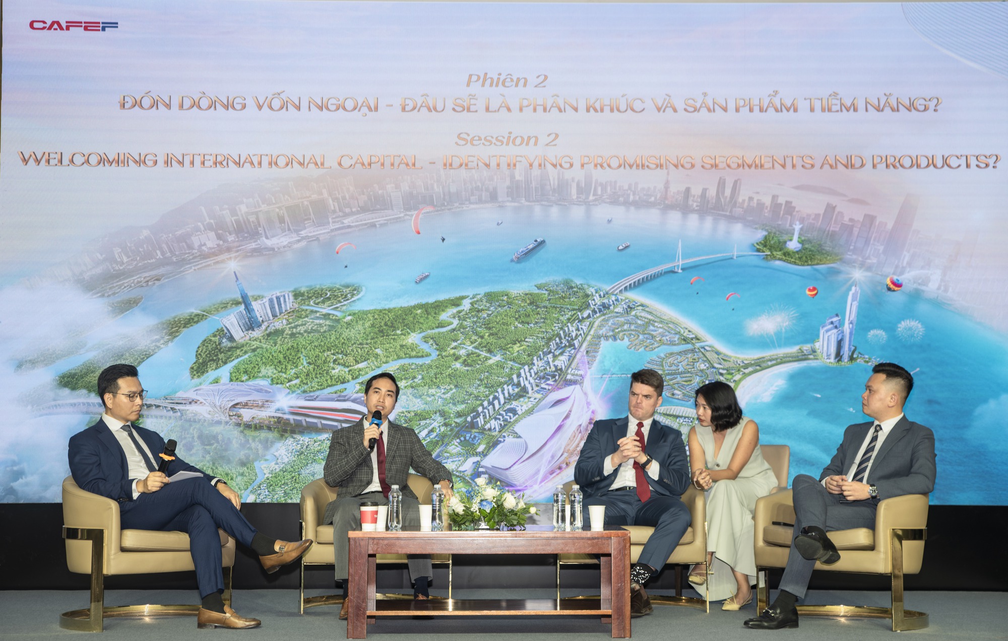 Việt Nam chuyển mình thành 