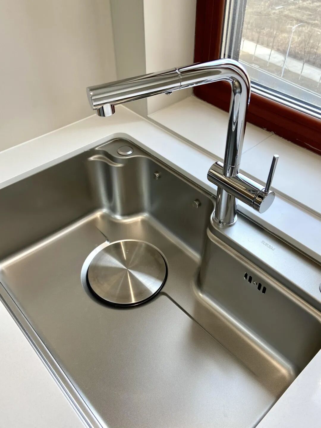 Tôi từng nghĩ bồn rửa đơn cỡ lớn là lựa chọn thông minh - sau 6 tháng sử dụng mới thấy mình chạy theo xu hướng quá vội- Ảnh 9.