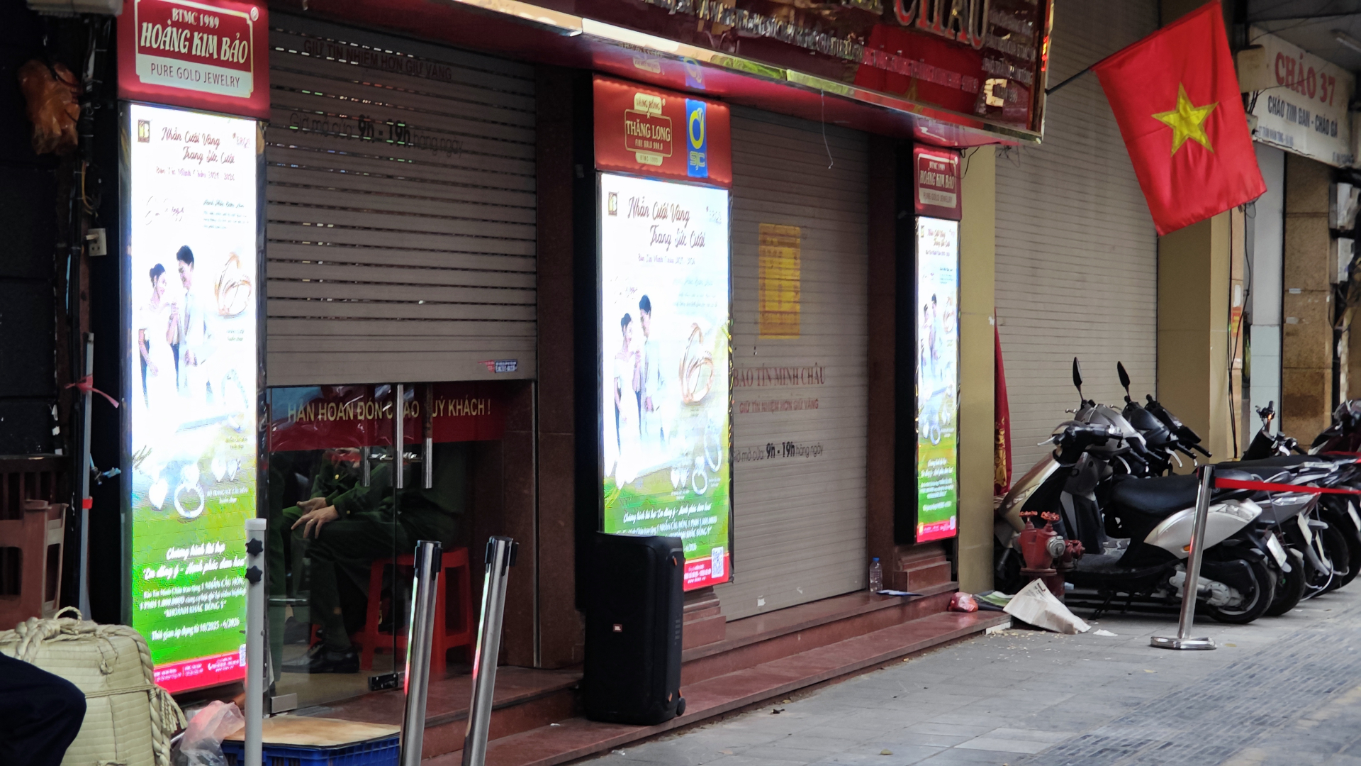 Nóng: Hôm nay Công an Hà Nội họp báo công bố thông tin vụ án xảy ra tại Bảo Tín Minh Châu và nhiều vụ khác- Ảnh 1.