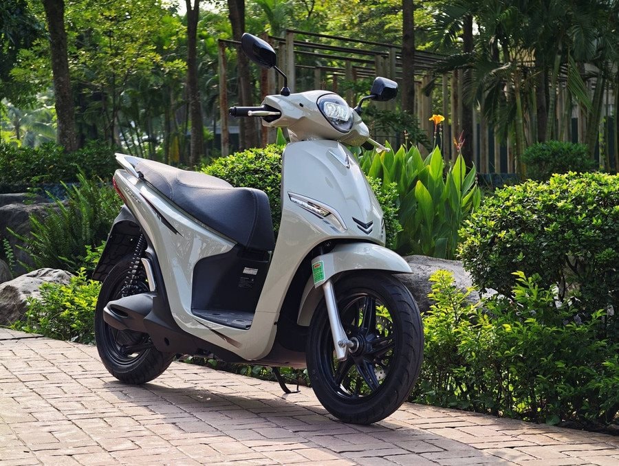 Ngang giá với Honda Vision, đây là 5 xe máy điện đáng mua nhất - có mẫu đi được hơn 260km khi đầy pin - Ảnh 6.