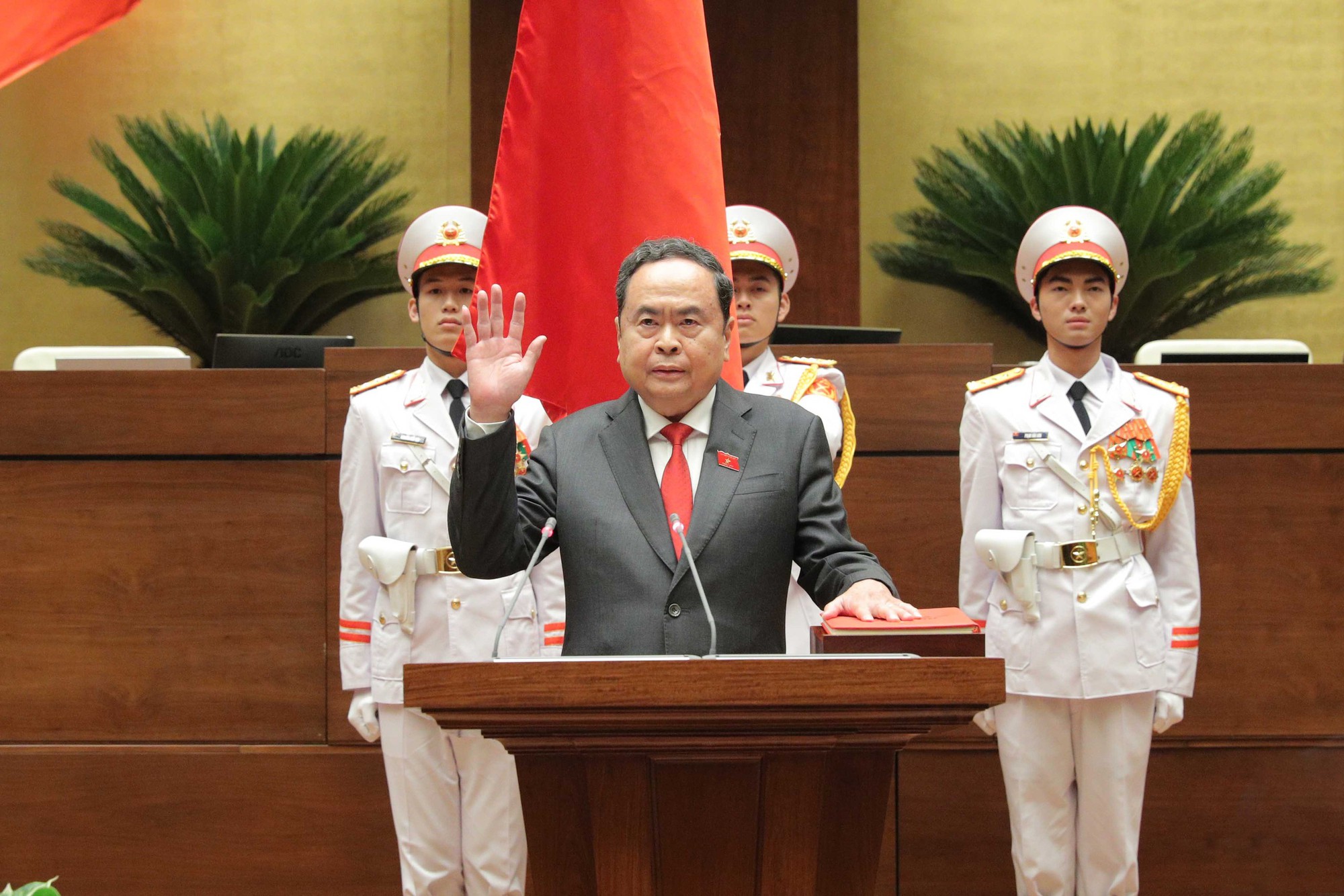 Quốc hội khóa XVI bầu cử nhân sự mới: Diễn biến quan trọng Chiều 6 - 4 - Ảnh 2. Quốc hội khóa XVI bầu cử nhân sự mới: Diễn biến quan trọng Chiều 6 - 4 - Ảnh 2.