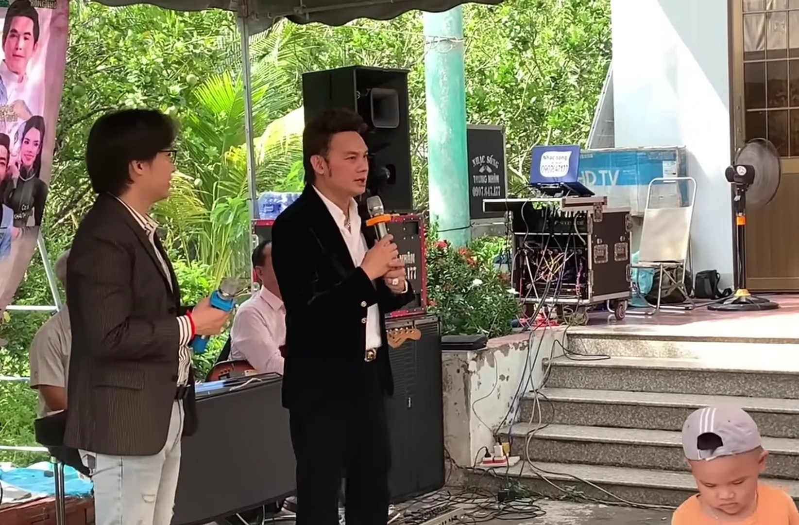 Nam NSƯT làm ông chủ ở Hà Nội, về Vĩnh Long tuyên bố một việc - Ảnh 1.