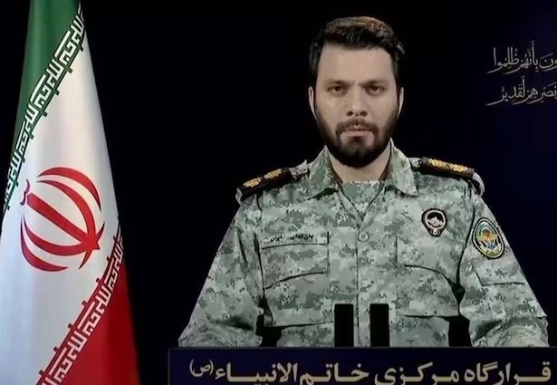 Iran phản đòn tối hậu thư của Tổng thống Donald Trump - Ảnh 1. Iran phản đòn tối hậu thư của Tổng thống Donald Trump - Ảnh 1.