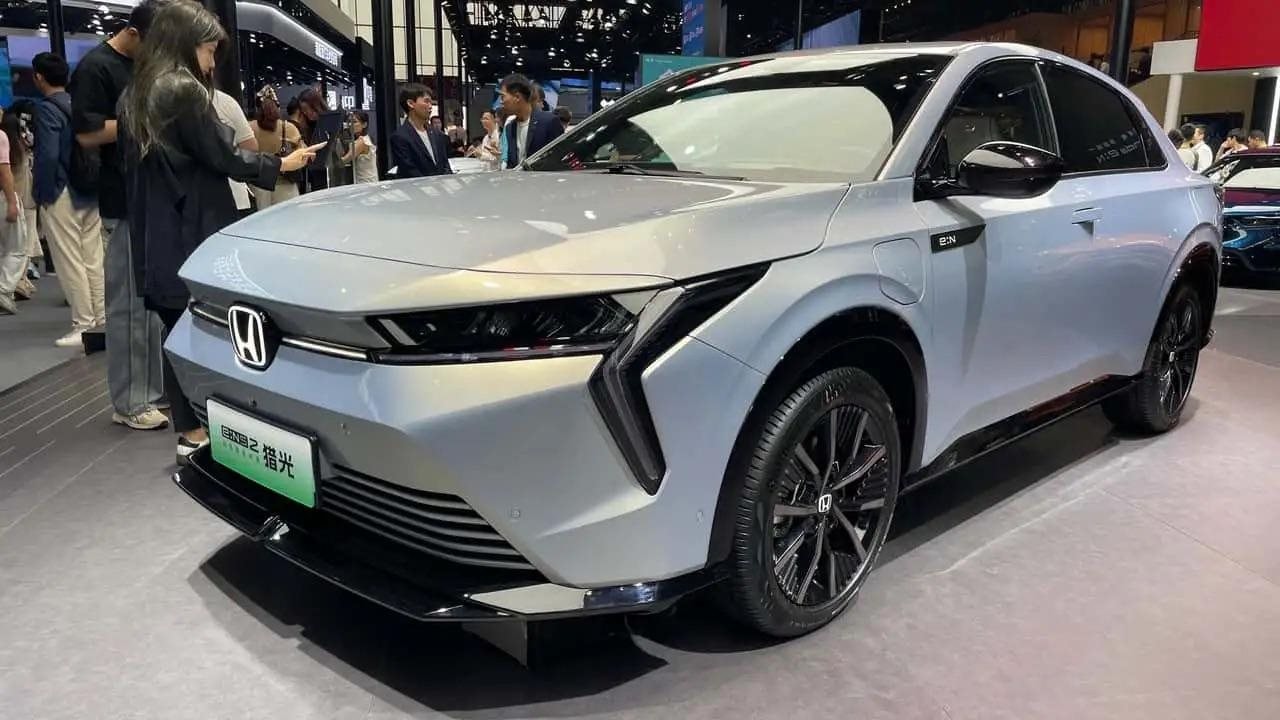 Thăm 1 nhà máy phụ tùng ô tô Trung Quốc, CEO Honda nói thẳng: 'Chúng ta không có cơ hội đối đầu' - Ảnh 2.