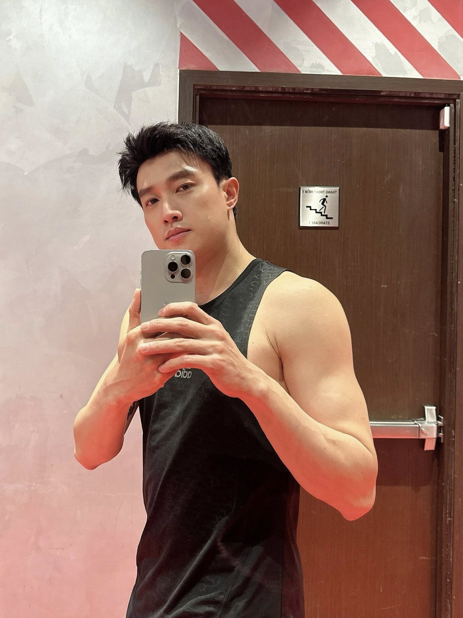 Chân dung chủ tịch thương hiệu mỳ bị đồn hẹn hò Ngọc Trinh, Tiểu Vy- Ảnh 8.