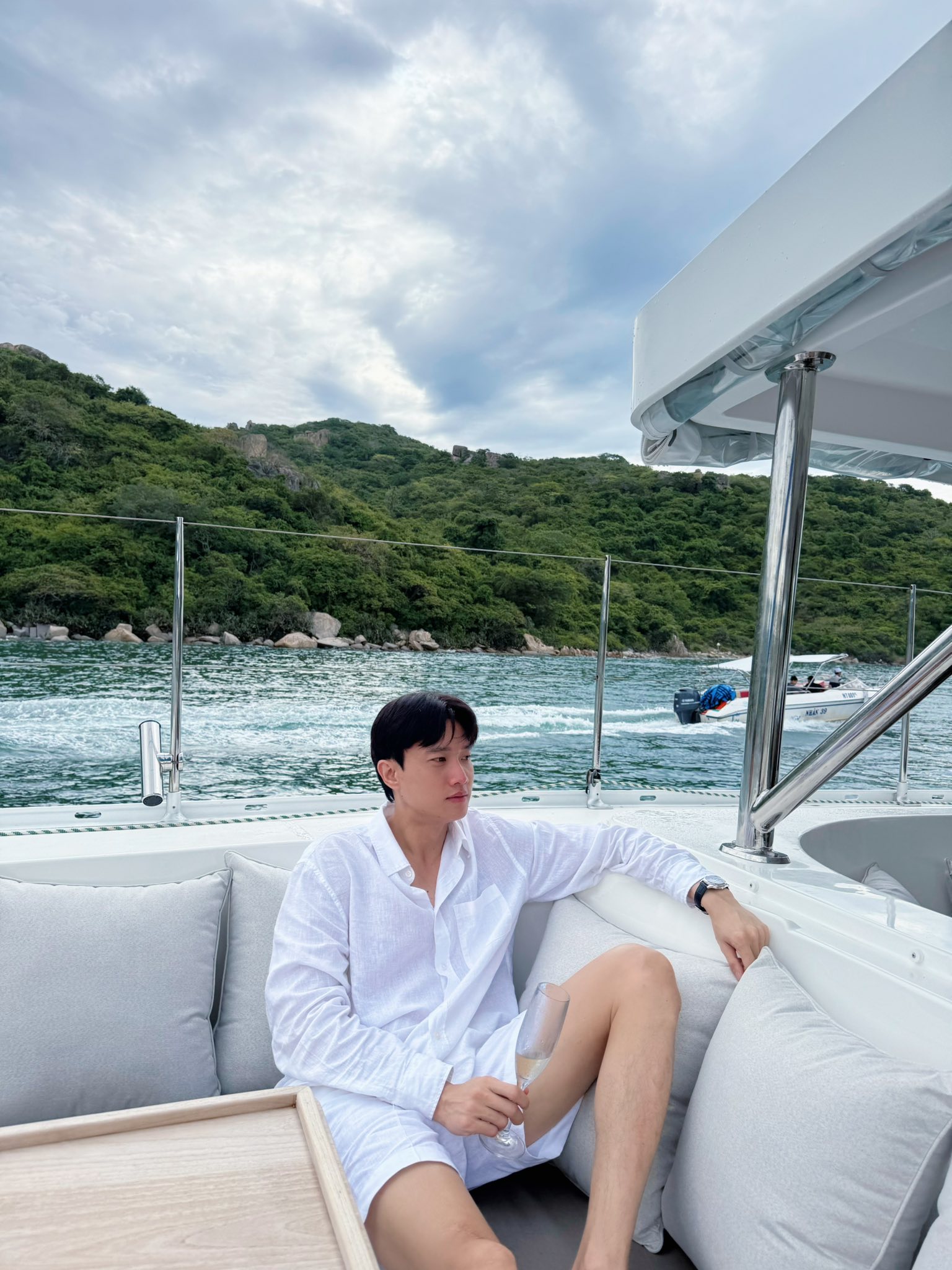 Chân dung chủ tịch thương hiệu mỳ bị đồn hẹn hò Ngọc Trinh, Tiểu Vy- Ảnh 9.