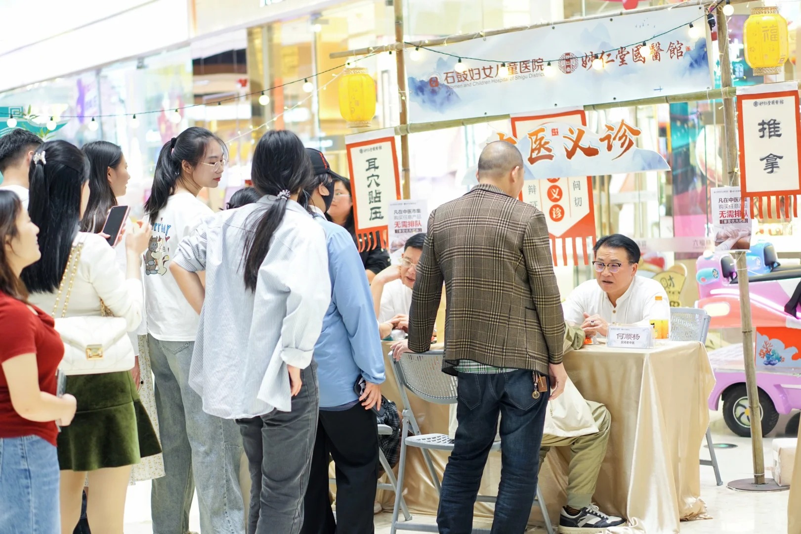 Sự thật phũ phàng: Dân công sở Trung Quốc hiện đại thà "nghiện" sự đắng ngắt còn hơn "rước" ngọt ngào vào thân- Ảnh 8. Sự thật phũ phàng: Dân công sở Trung Quốc hiện đại thà "nghiện" sự đắng ngắt còn hơn "rước" ngọt ngào vào thân- Ảnh 8.