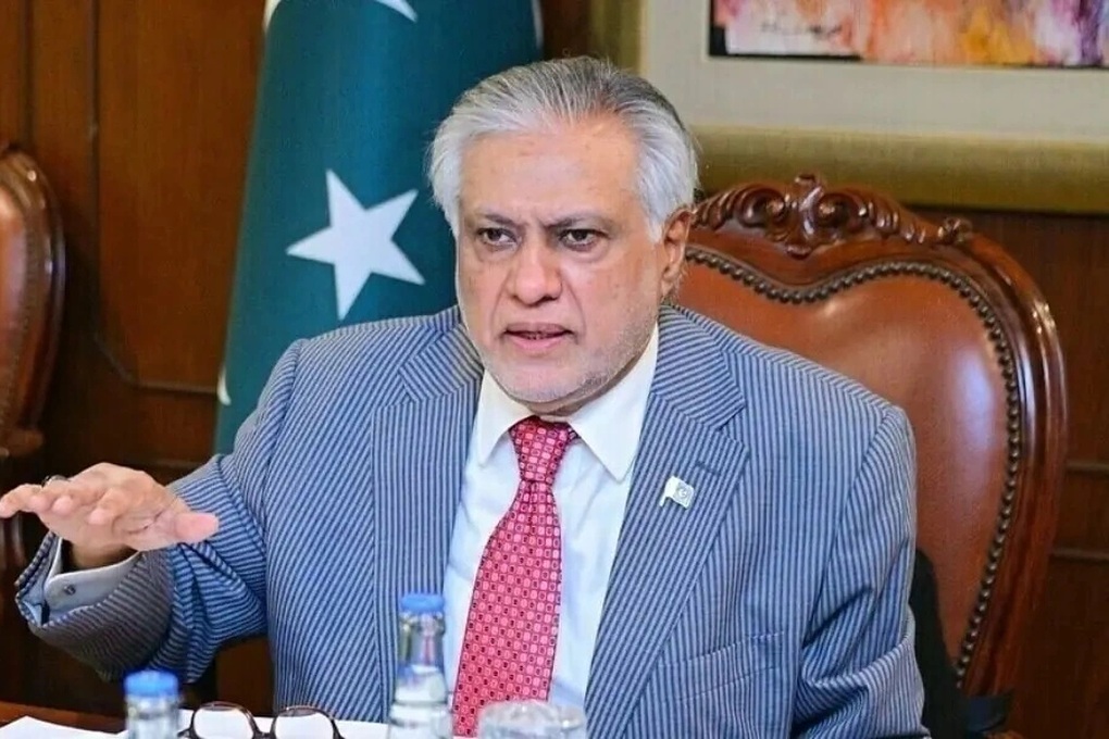 Hàng ngàn người lập "lá chắn sống", Lãnh tụ Iran phát lệnh - Hé lộ thế lực gọi dồn dập nửa đêm tháo ngòi xung đột - Ảnh 4.