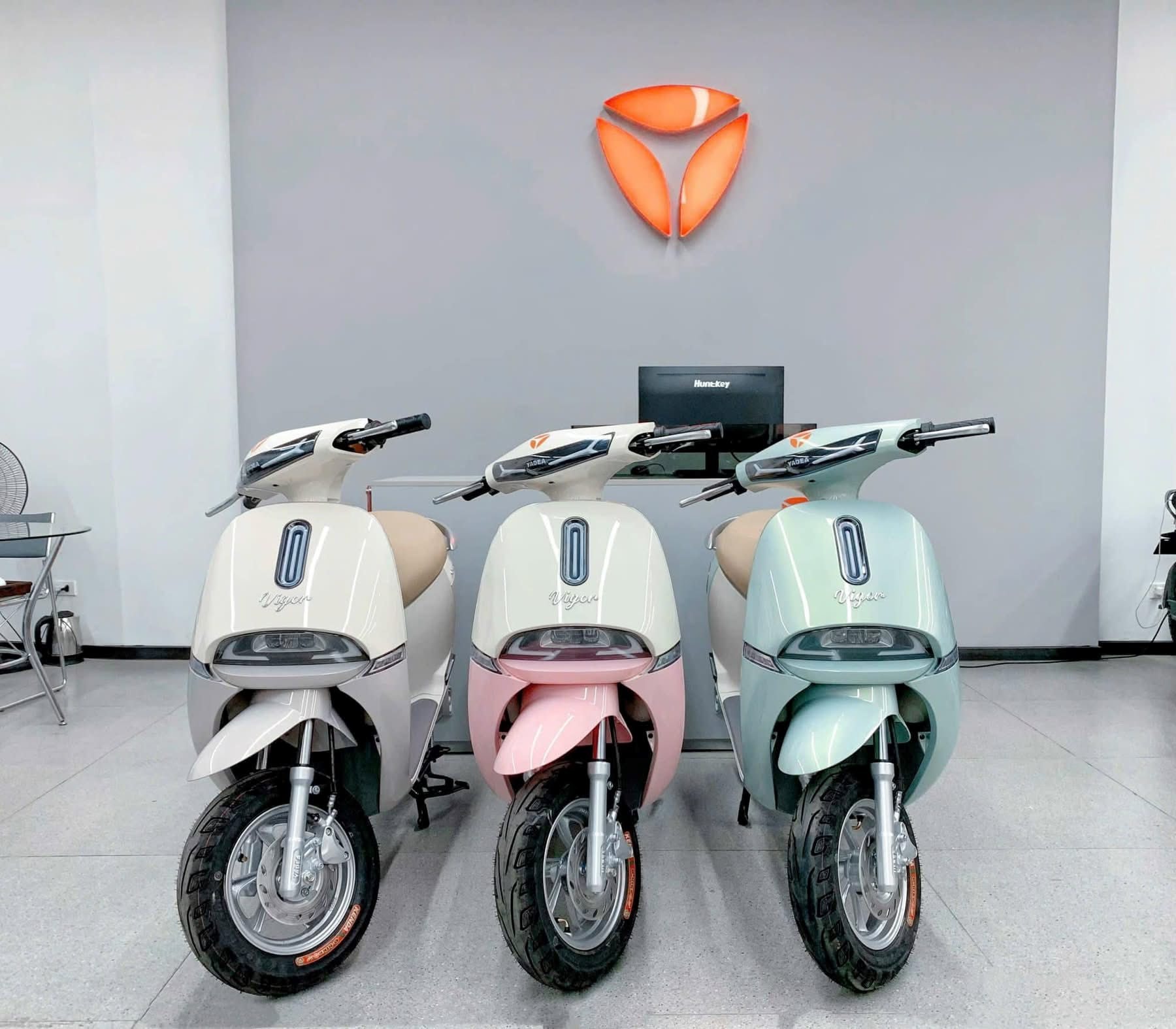 Đây là những mẫu xe máy điện đáng mua nhất giá ngang Wave Alpha: Có mẫu đi 200 km mới hết pin, danh sách option dài như ô tô - Ảnh 4.