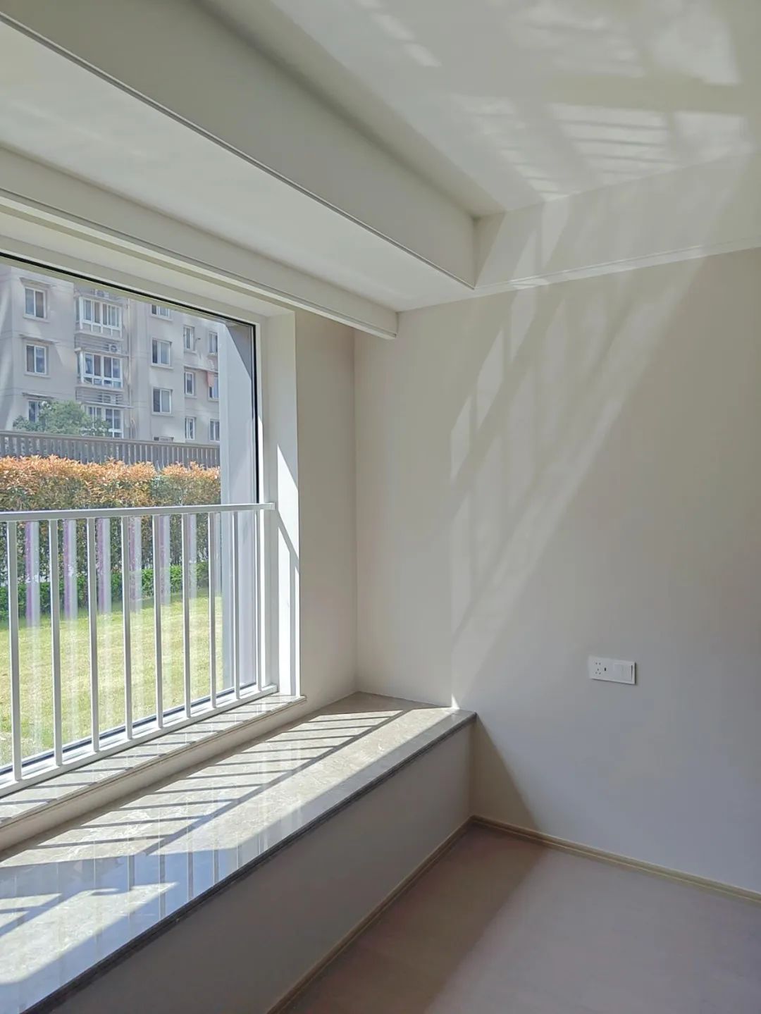 Mẹ Hà Nội chia sẻ: Tôi từng nghĩ mua căn hộ tầng 1 là “quá tiện” - đến khi sống mới thấy "hứng đủ" 4 bất tiện khó nói- Ảnh 1.