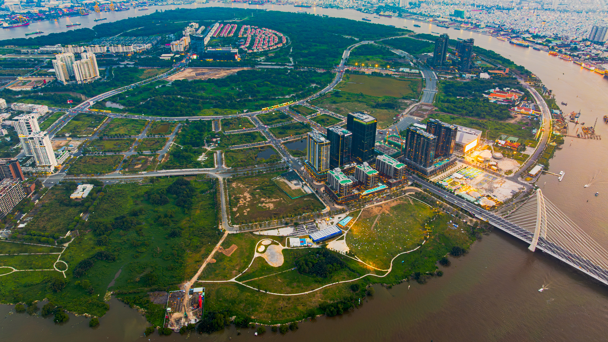 Toàn cảnh quỹ đất của “ông trùm” Thủ Thiêm: Rộng gấp 4 lần bến Bạch Đằng, giá thị trường gấp hàng chục lần giá vốn- Ảnh 1.