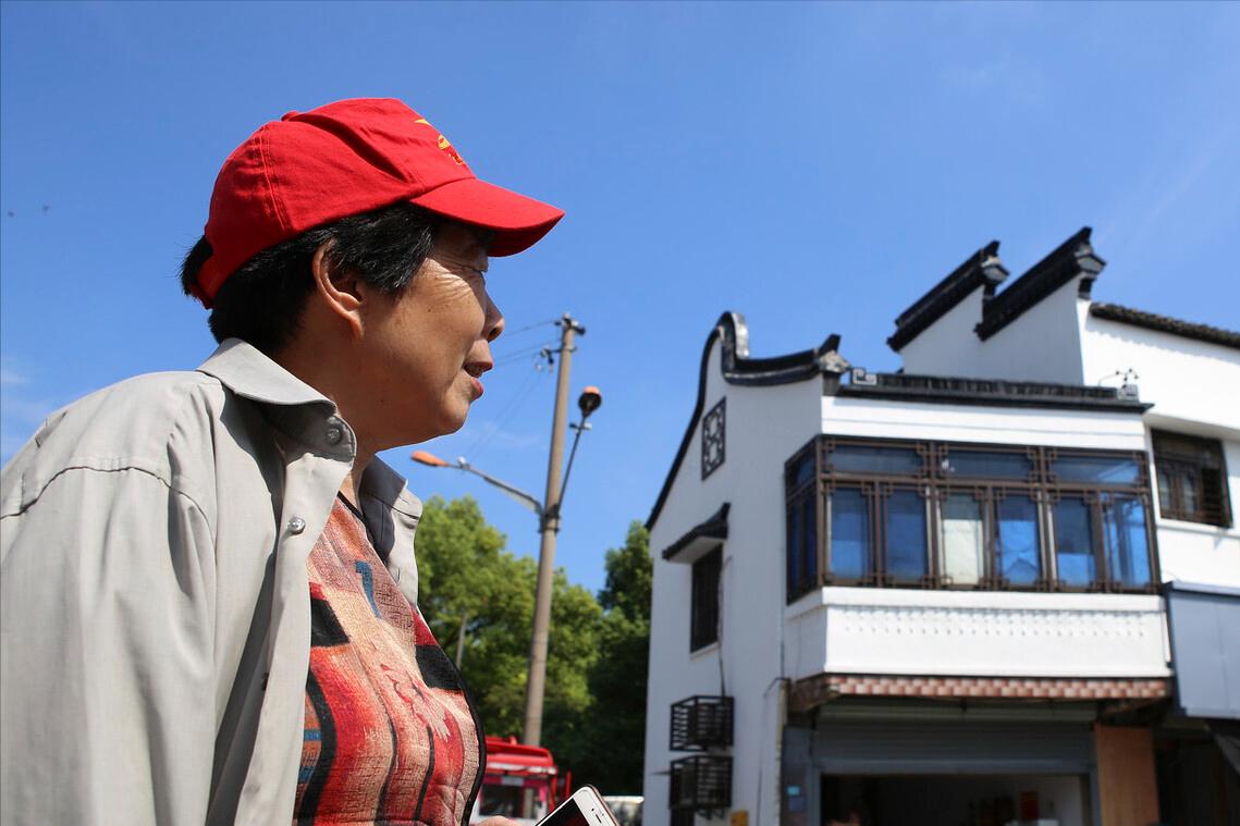 Có lương hưu nhưng sống cô đơn: Nhiều người về già giữ tiền quá chặt và phải trả giá bằng những năm tháng lặng lẽ - Ảnh 2.