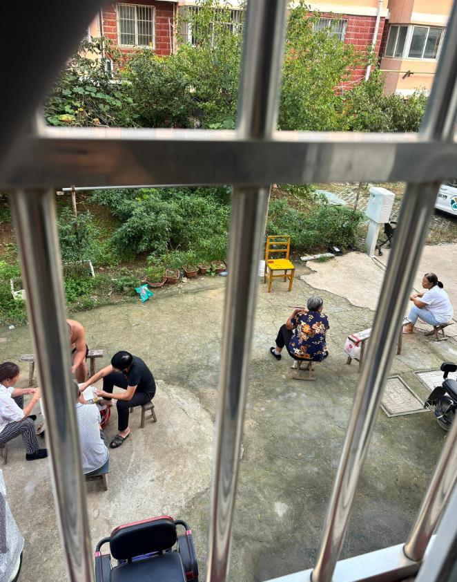 Mẹ Hà Nội chia sẻ: Tôi từng nghĩ mua căn hộ tầng 1 là “quá tiện” - đến khi sống mới thấy "hứng đủ" 4 bất tiện khó nói- Ảnh 6.