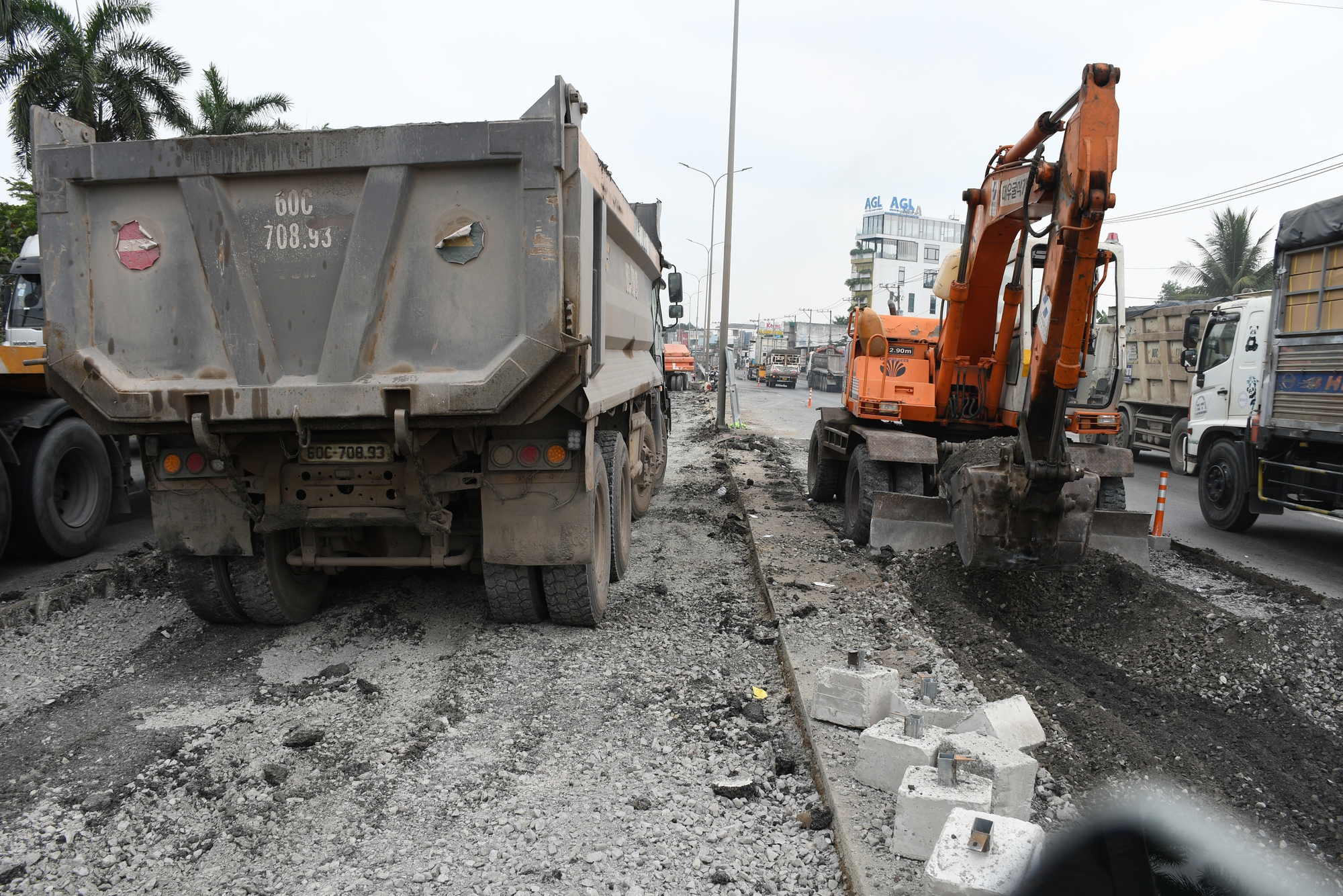 CLIP: Sửa chữa Quốc lộ 51 xuống cấp nghiêm trọng qua Đồng Nai - Ảnh 11.