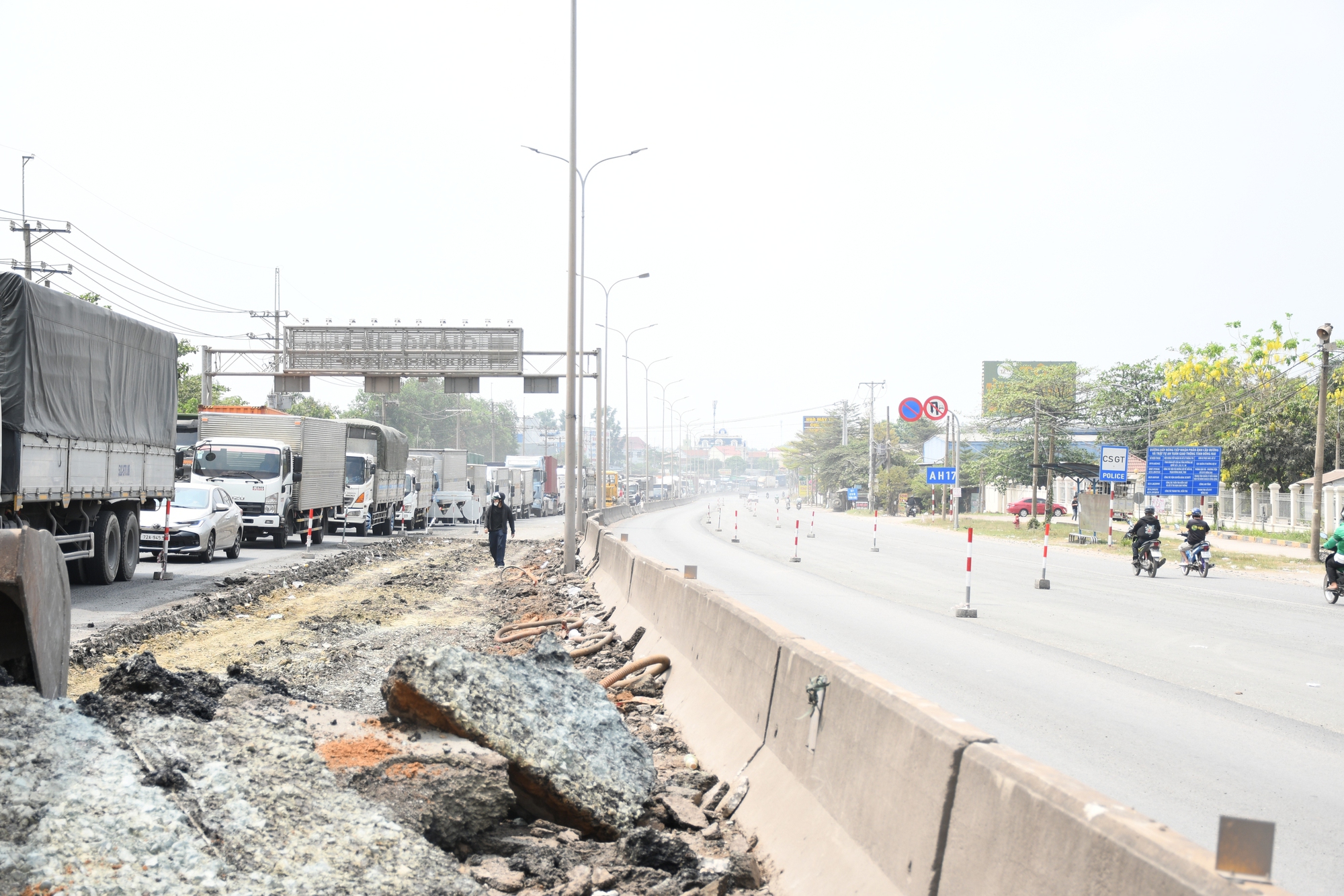 CLIP: Sửa chữa Quốc lộ 51 xuống cấp nghiêm trọng qua Đồng Nai - Ảnh 21.