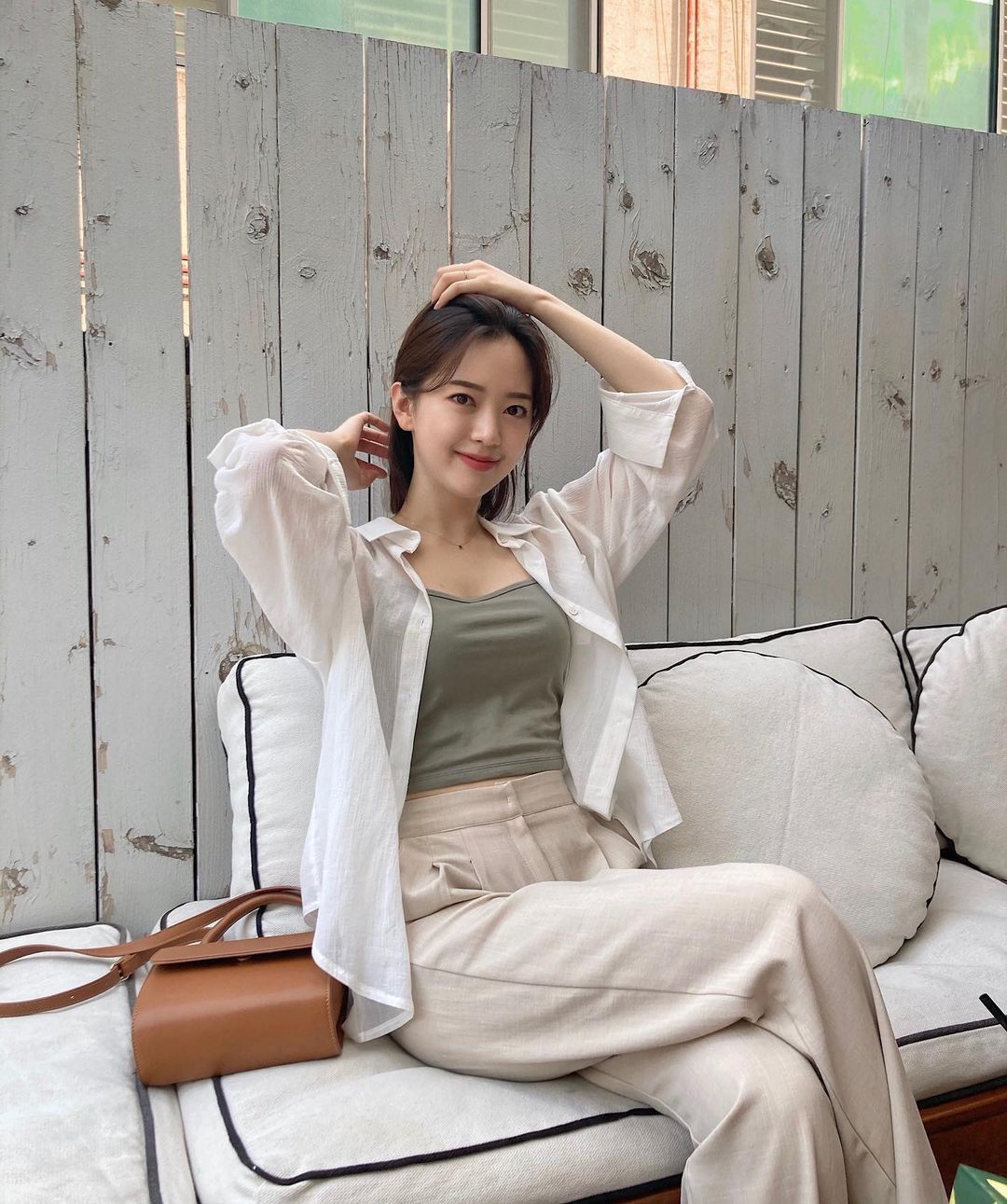 Càng già càng thích ở nhà- Ảnh 1.
