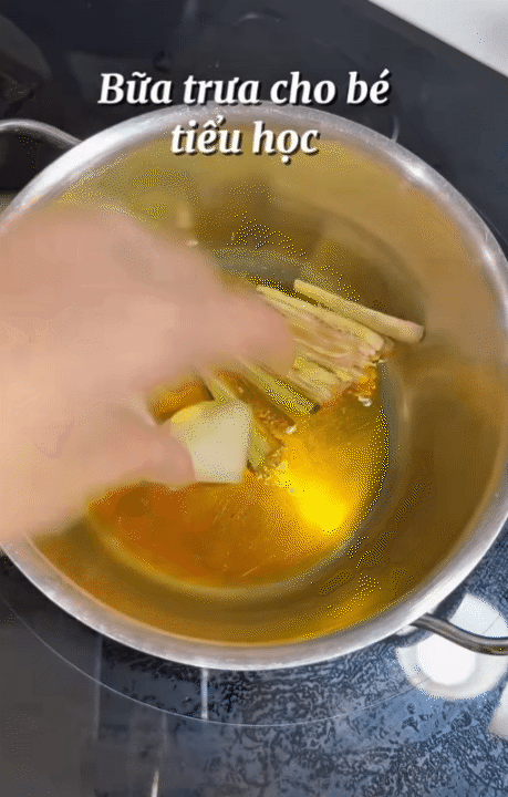 Mẹ đảm ở TP HCM đi chợ 2 triệu/tuần: 1 ngày bận rộn, 6 ngày còn lại gần như không phải nghĩ chuyện ăn uống- Ảnh 23.