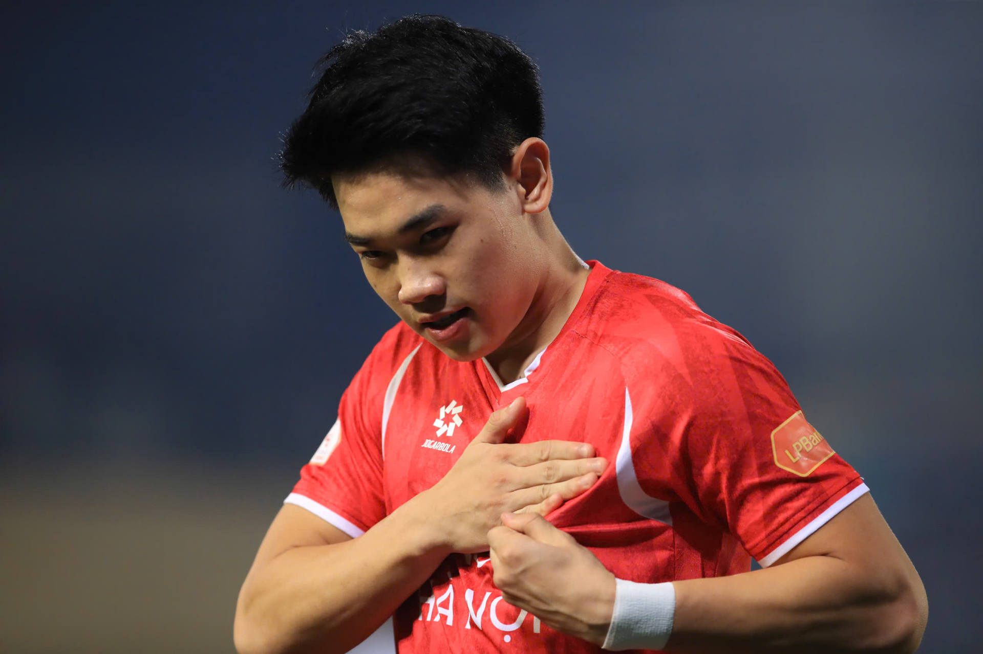 Đình Bắc đẳng cấp huỷ diệt tại V.League: 6 trận ghi 10 bàn- Ảnh 4.