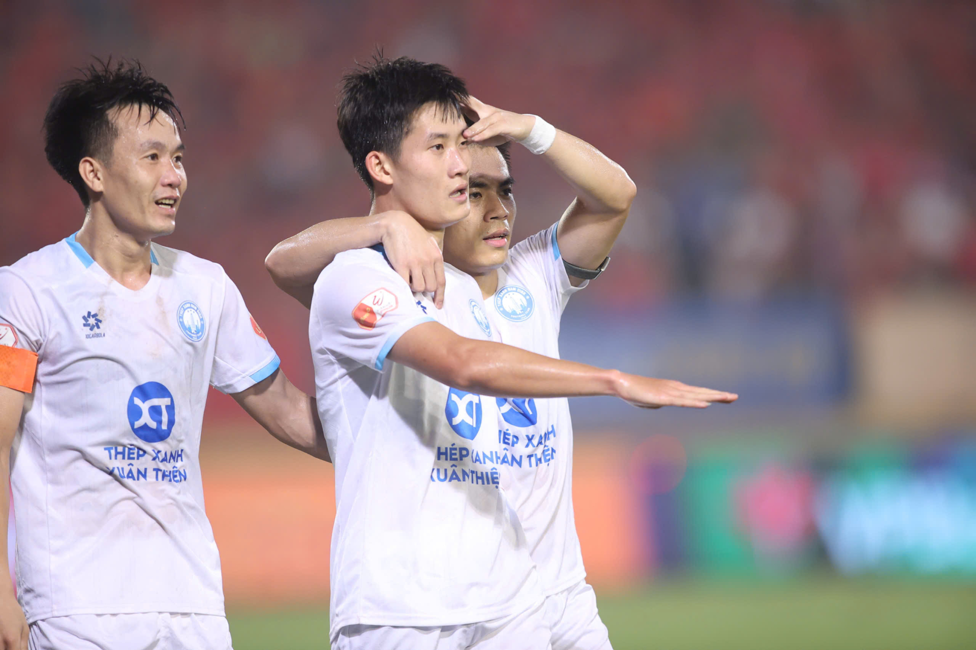 Đình Bắc đẳng cấp huỷ diệt tại V.League: 6 trận ghi 10 bàn- Ảnh 15.