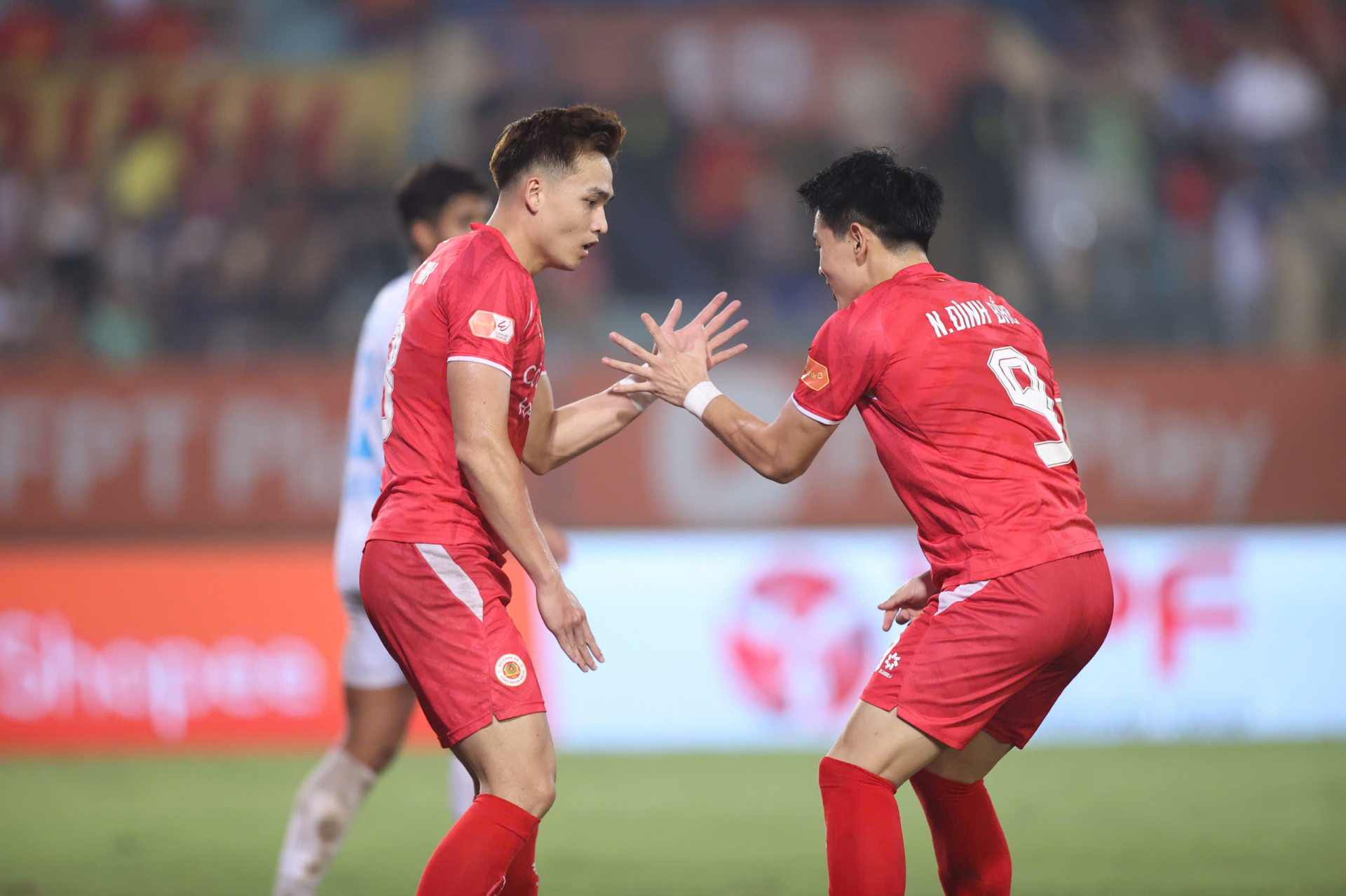 Đình Bắc đẳng cấp huỷ diệt tại V.League: 6 trận ghi 10 bàn- Ảnh 11.