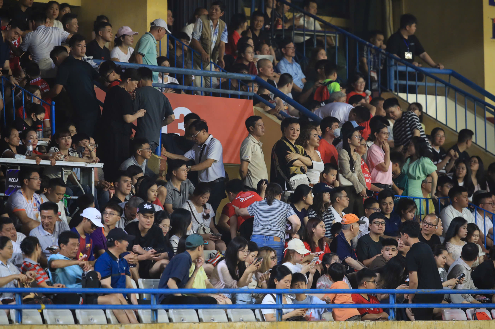 Đình Bắc đẳng cấp huỷ diệt tại V.League: 6 trận ghi 10 bàn- Ảnh 21.