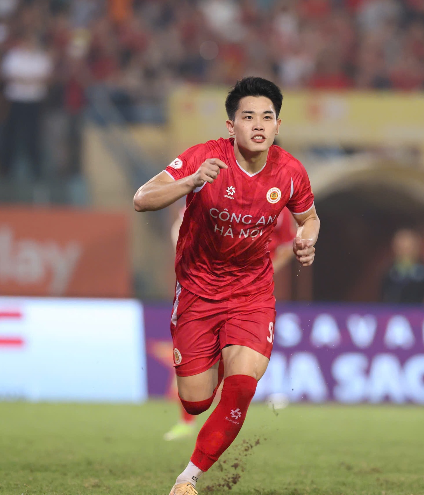 Đình Bắc đẳng cấp huỷ diệt tại V.League: 6 trận ghi 10 bàn- Ảnh 16.