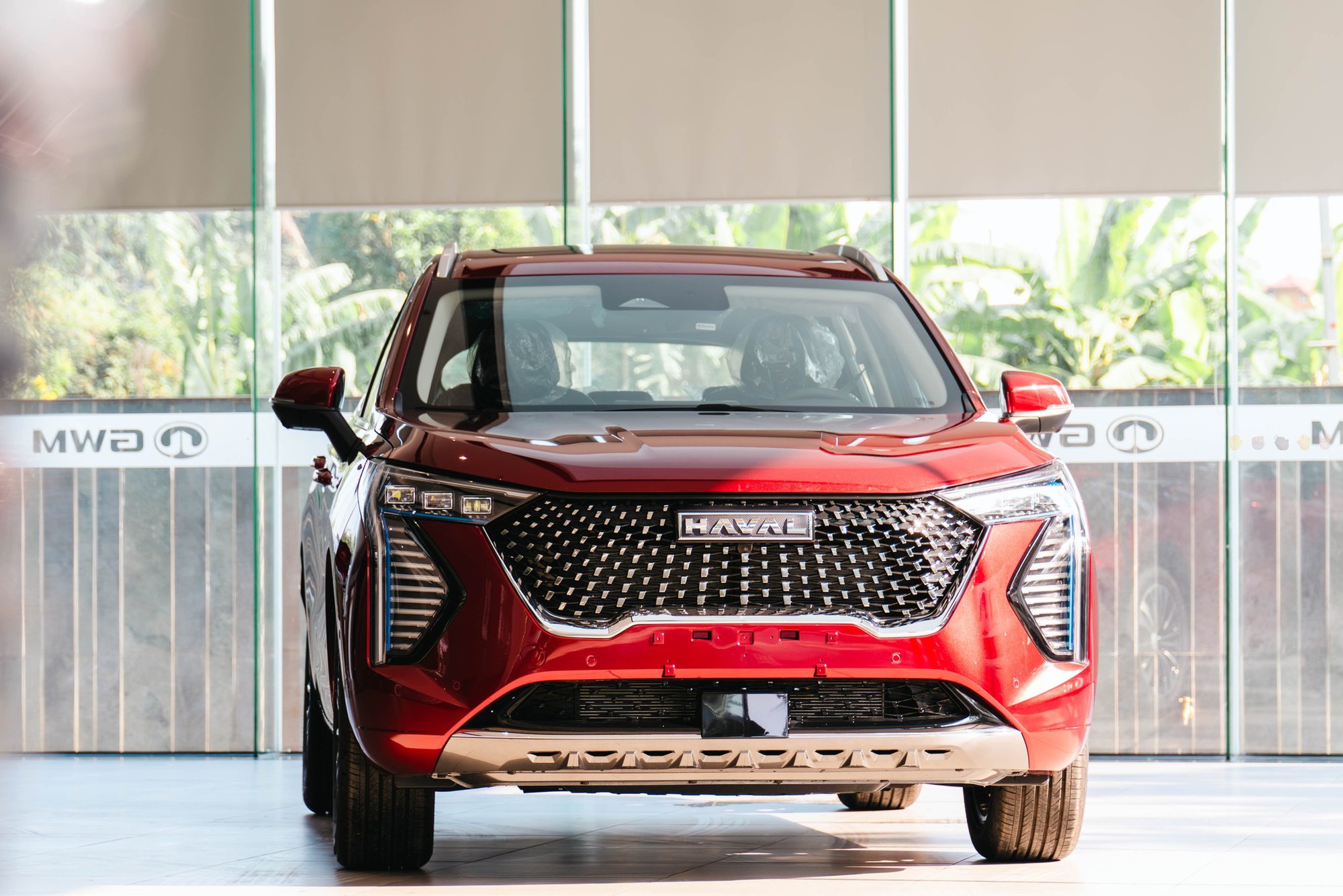 Haval Jolion giảm giá tới 80 triệu đồng tại đại lý: Bản 'base' xuống dưới 600 triệu đồng, cạnh tranh Xforce và Creta- Ảnh 2.