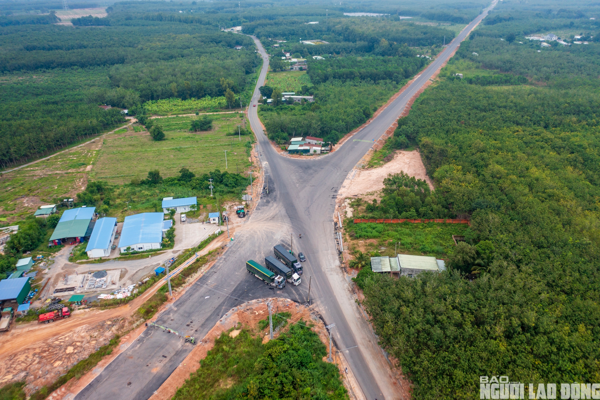 Hình hài tuyến đường Hồ Chí Minh 2 . 200 Tỉ đồng kết nối TPHCM , Đồng Nai , Tây Ninh - Ảnh 1.
