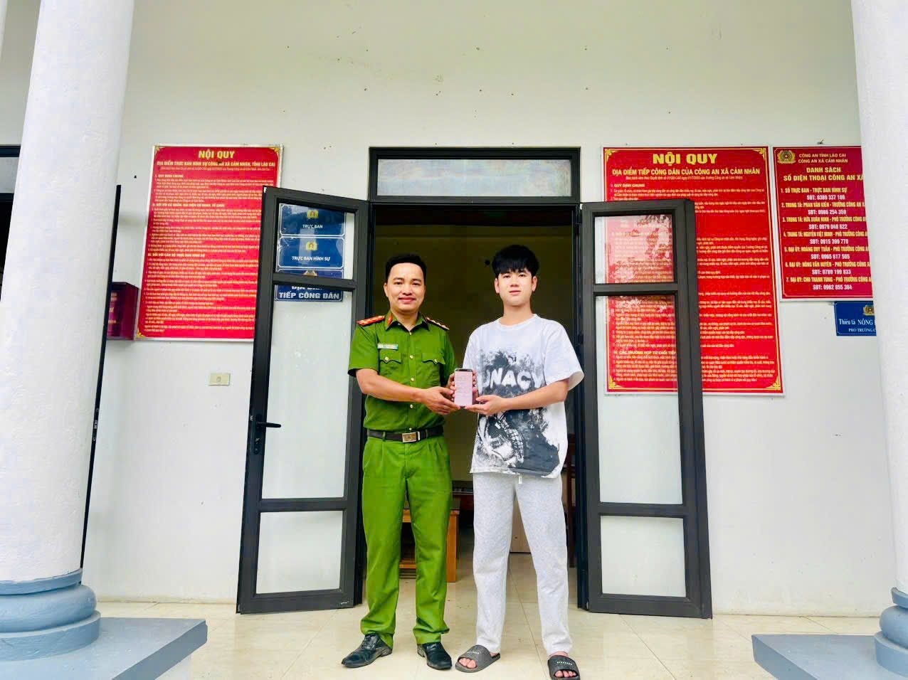Thanh niên SN 2004 được chuyển khoản 100 triệu đồng, Công an nhanh chóng xác minh nội dung giao dịch- Ảnh 1.