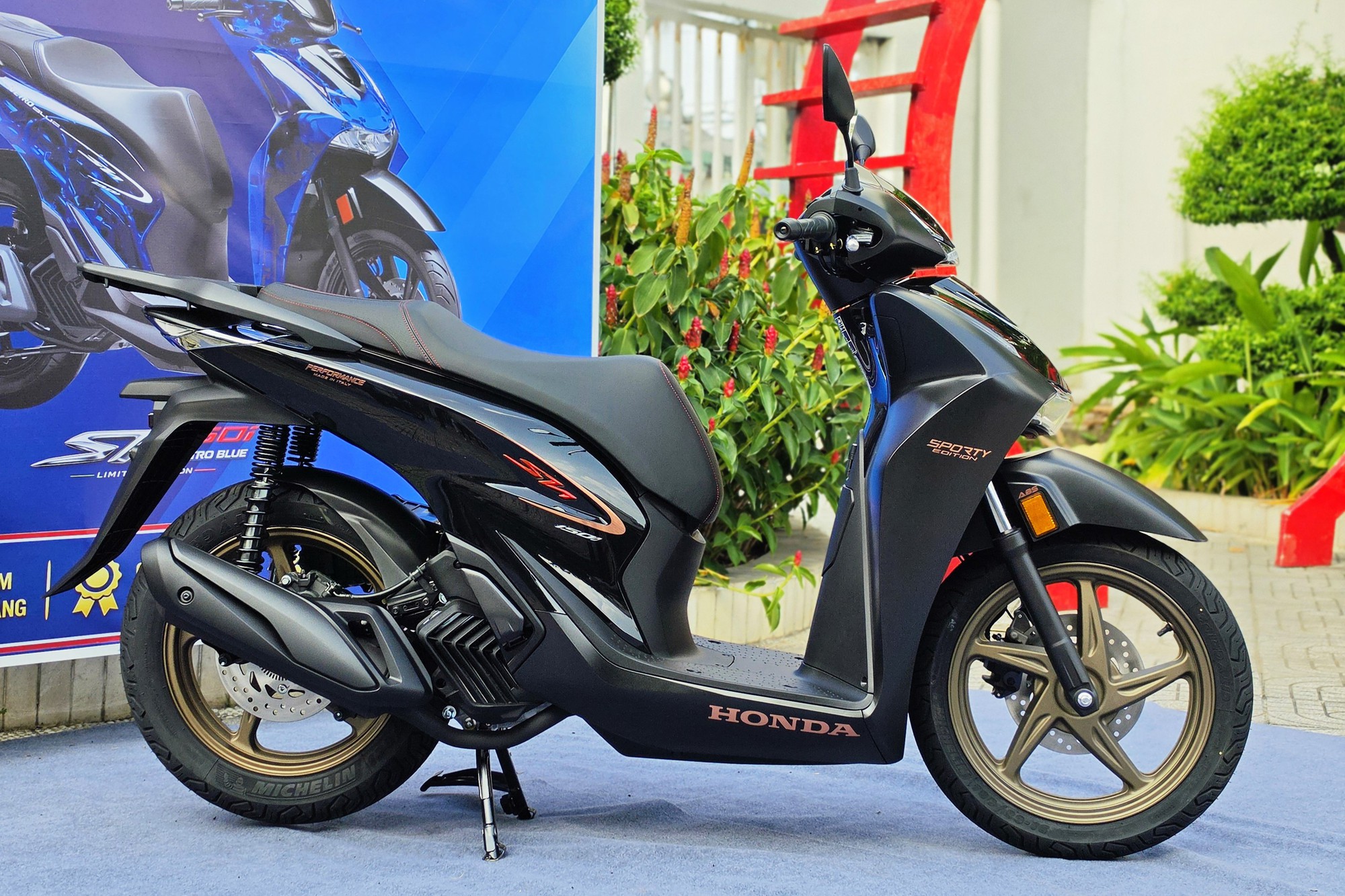 Honda SH 2026 nhập Ý về Việt Nam: Đắt nhất hơn 300 triệu, trải dài từ 150i đến 350i- Ảnh 2.